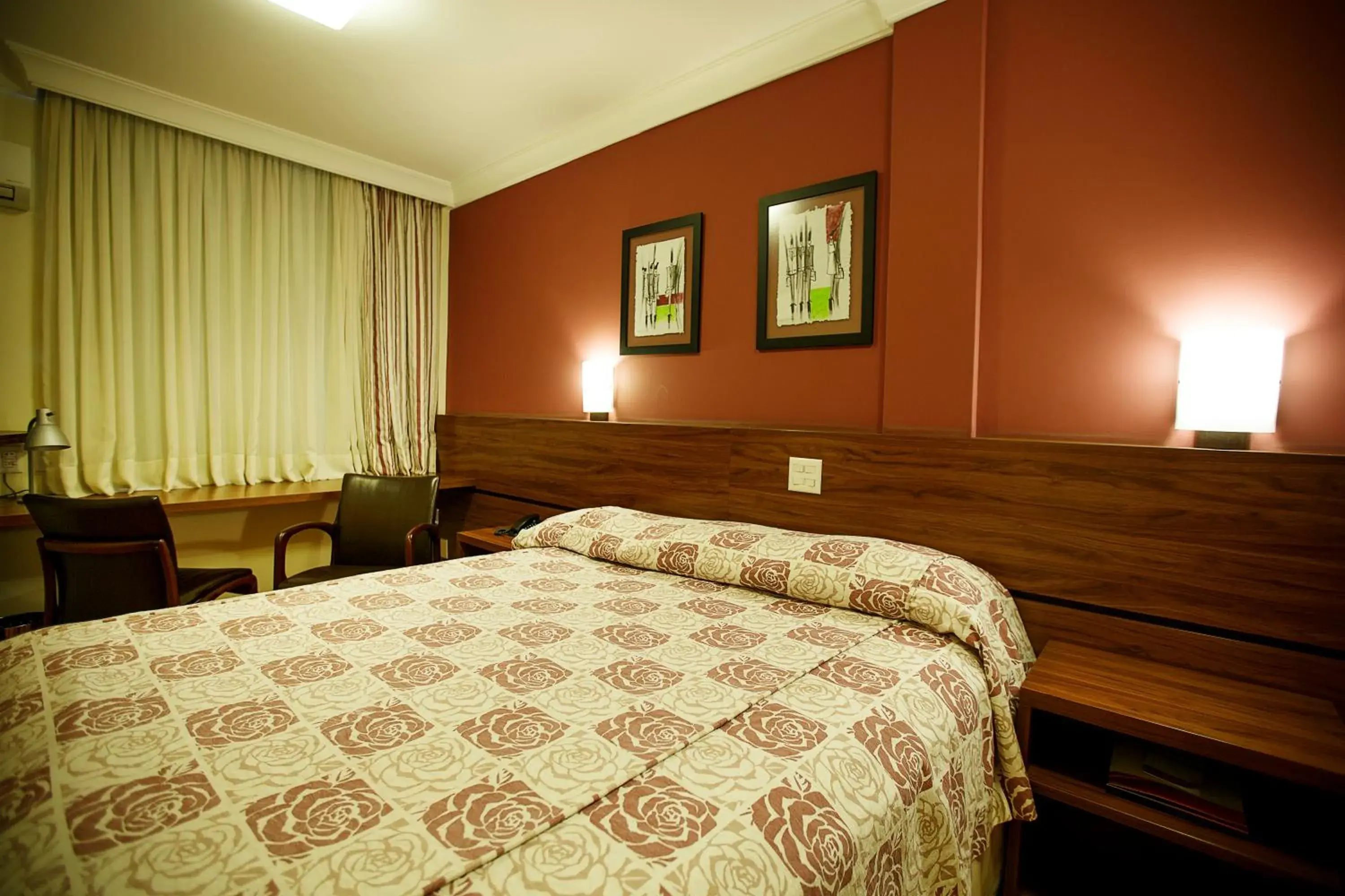 Bed in Eston Hotel - LOCALIZAÇÃO CENTRAL PRIVILEGIADA -PET FRIENDLY Bed in Eston Hotel - LOCALIZAÇÃO CENTRAL PRIVILEGIADA -PET FRIENDLY