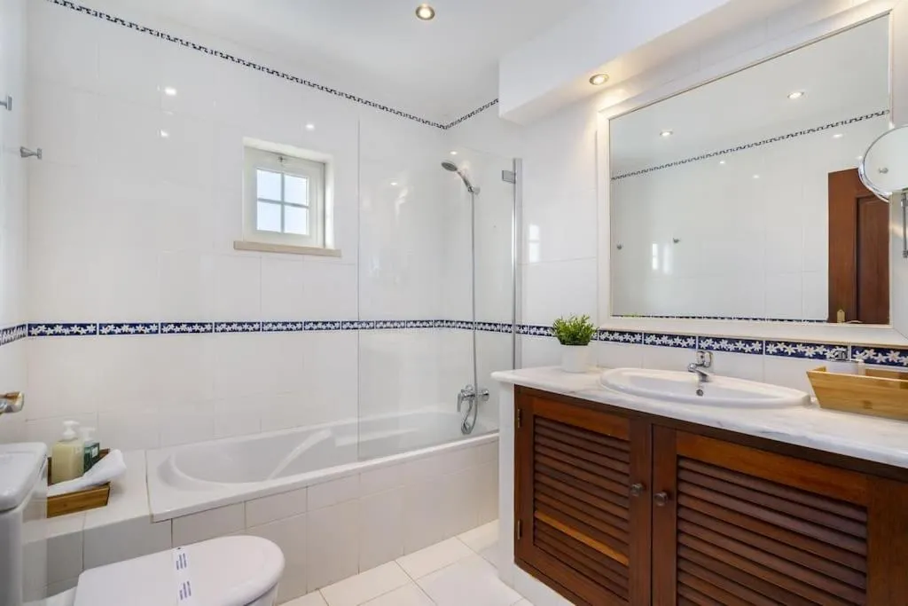 Shower in Villa Arade Riverside - Jacuzzi and Heated Pool by AlgarStays