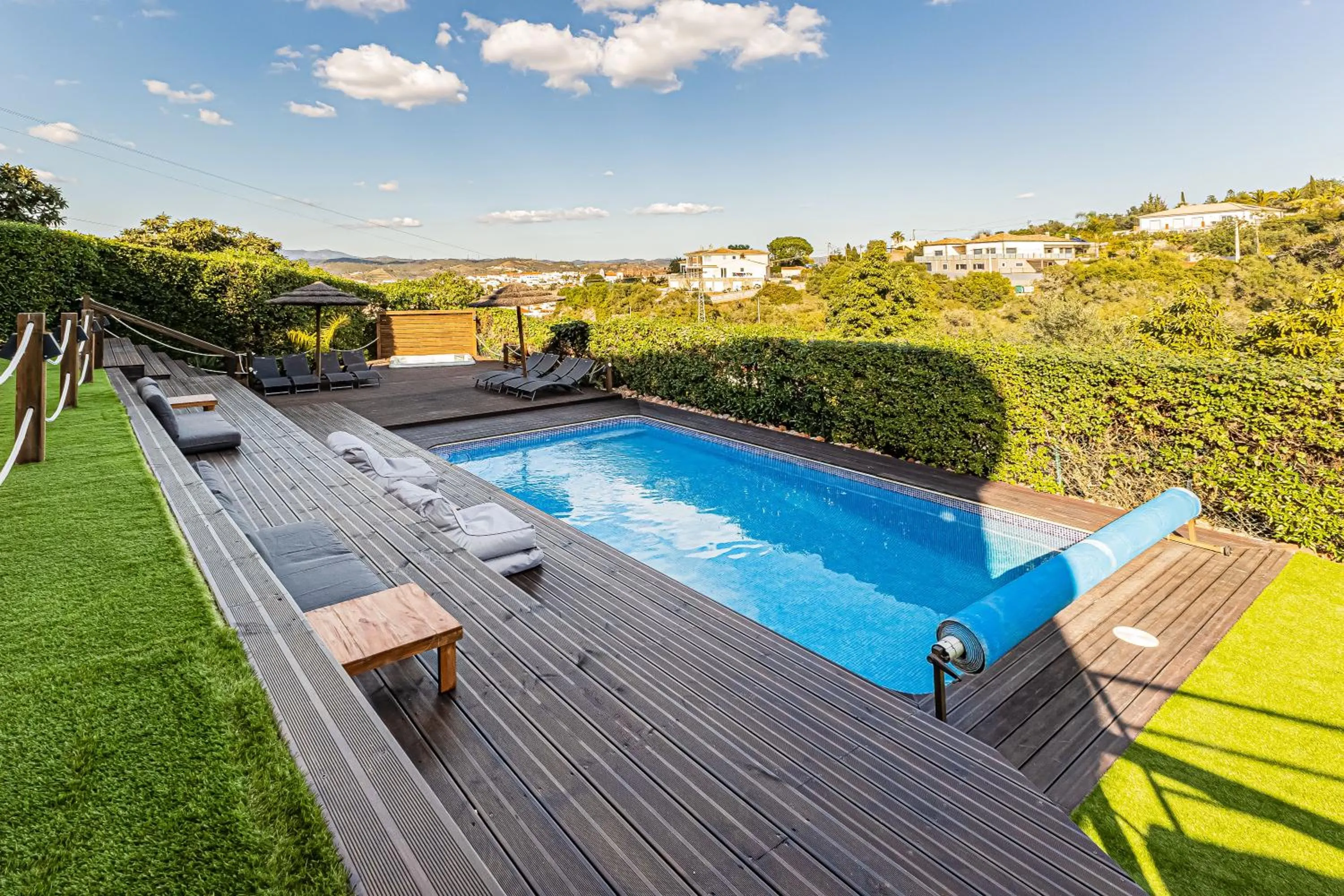 Garden in Villa Arade Riverside - Jacuzzi and Heated Pool by AlgarStays