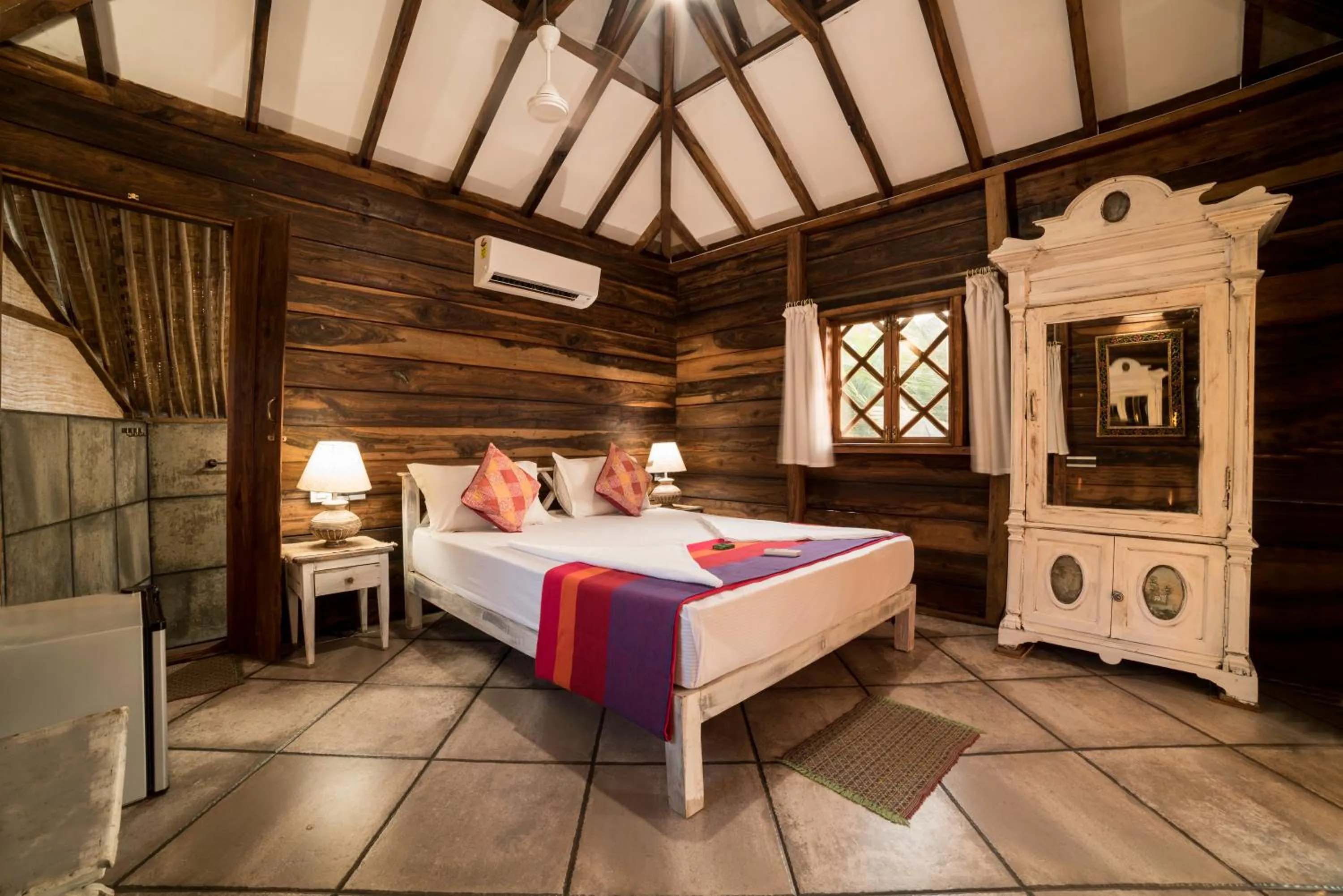 Photo of the whole room, Bed in Little India Beach Cottages