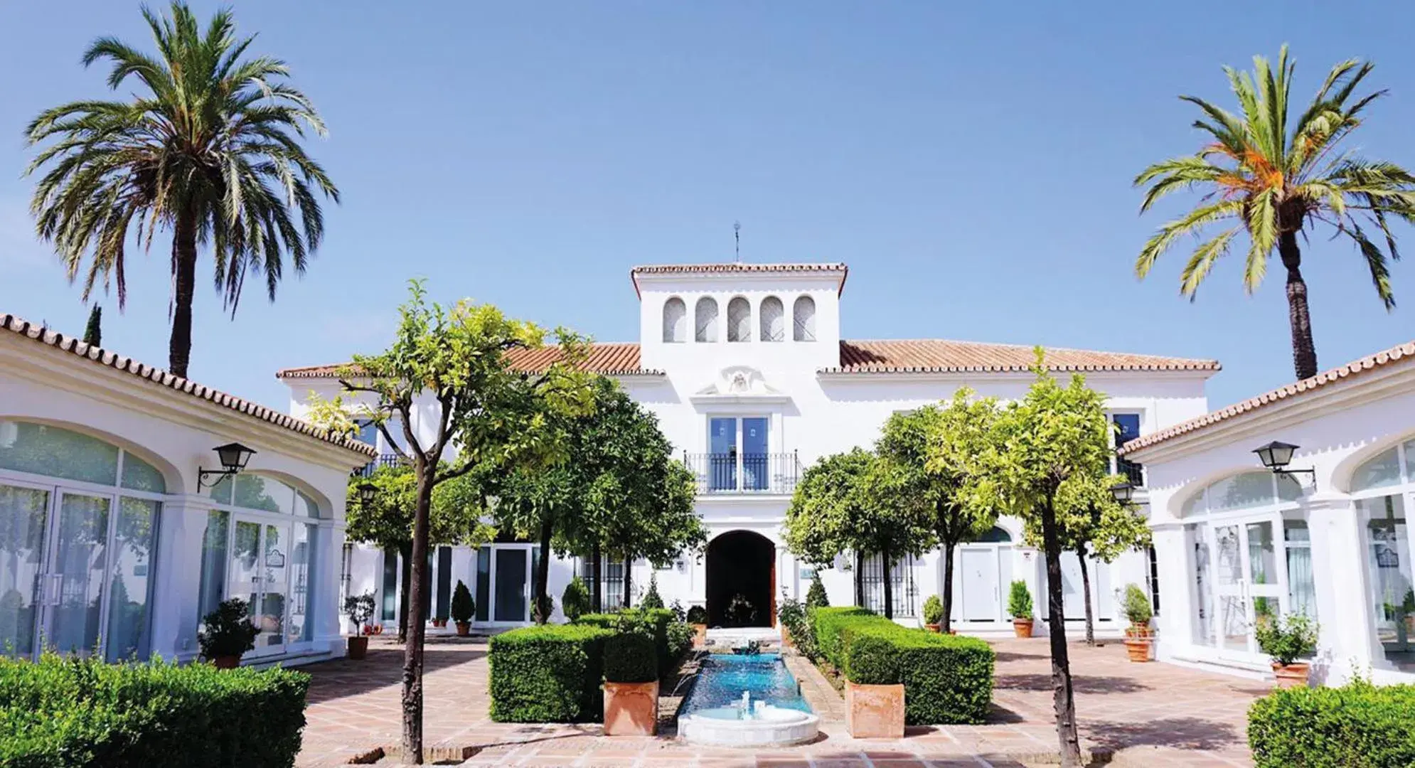 Facade/entrance in Añoreta Suites Facade/entrance in Añoreta Suites