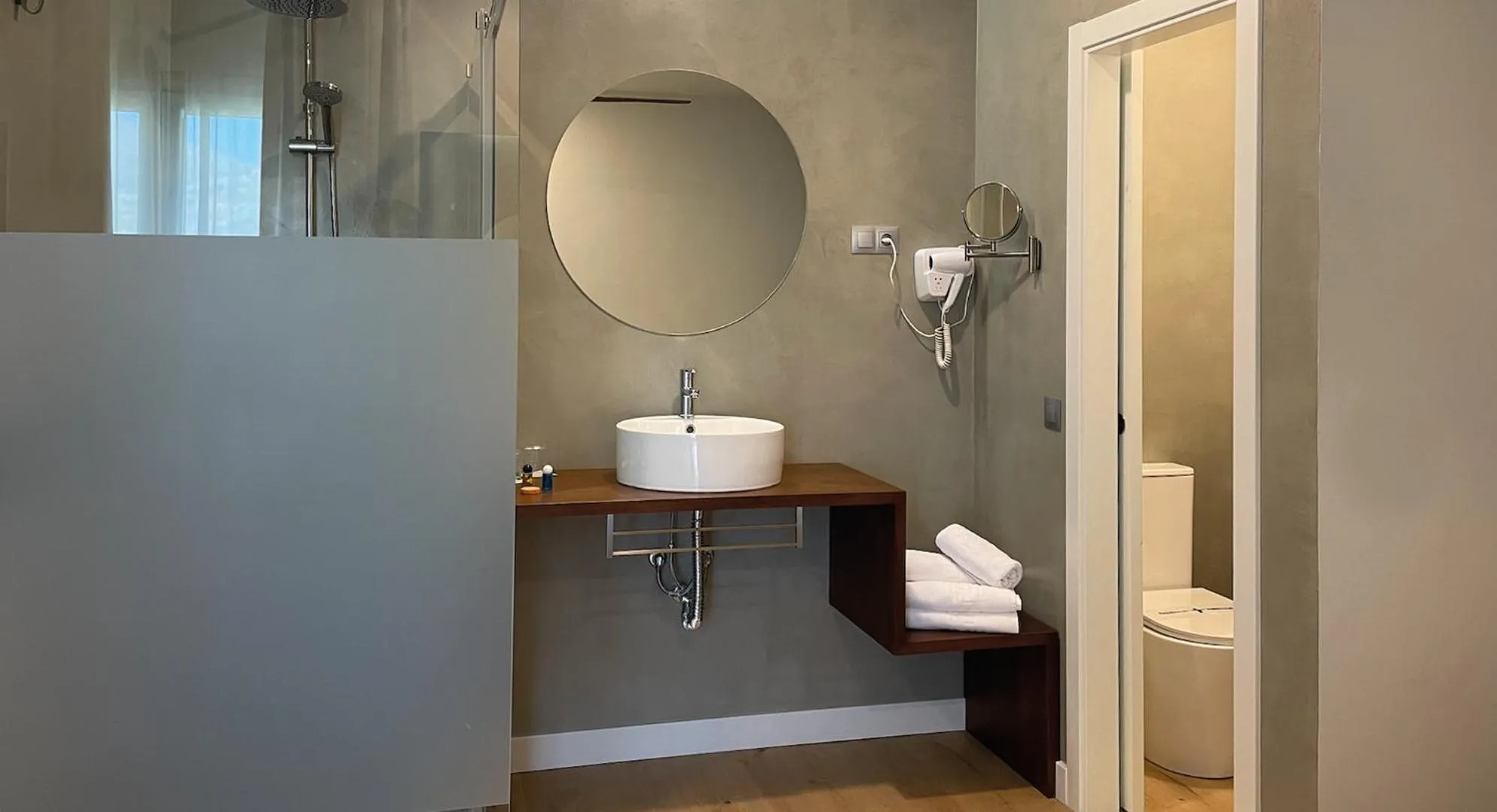 Bathroom in Añoreta Suites