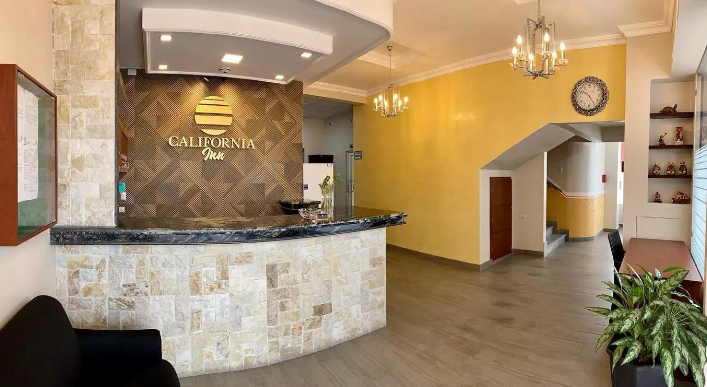 Lobby or reception in Hostal California Inn