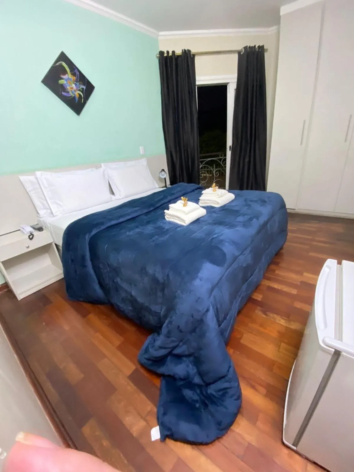 Photo of the whole room, Bed in Pousada Jordão