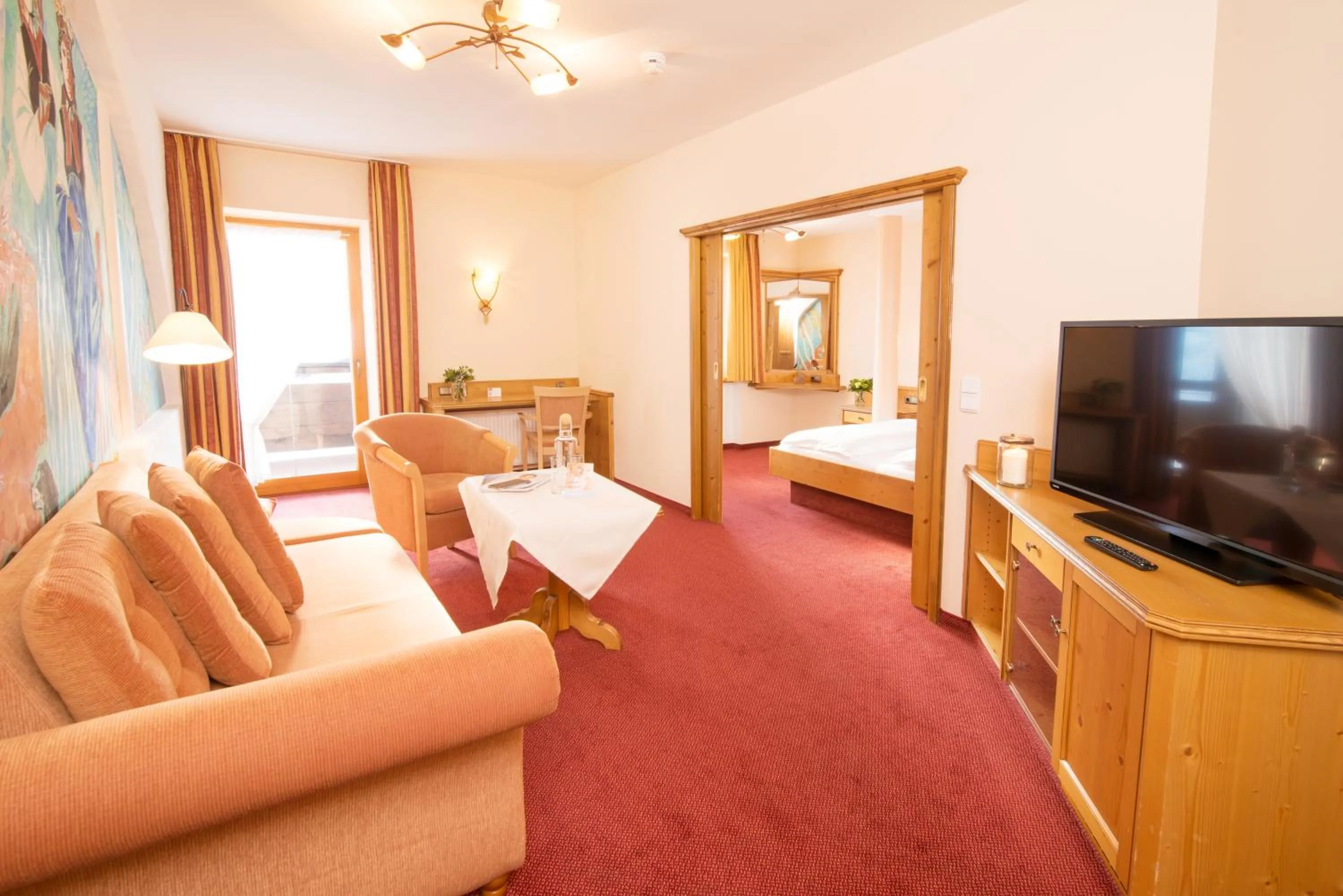 Living room, Bed in Hotel Alte Krone