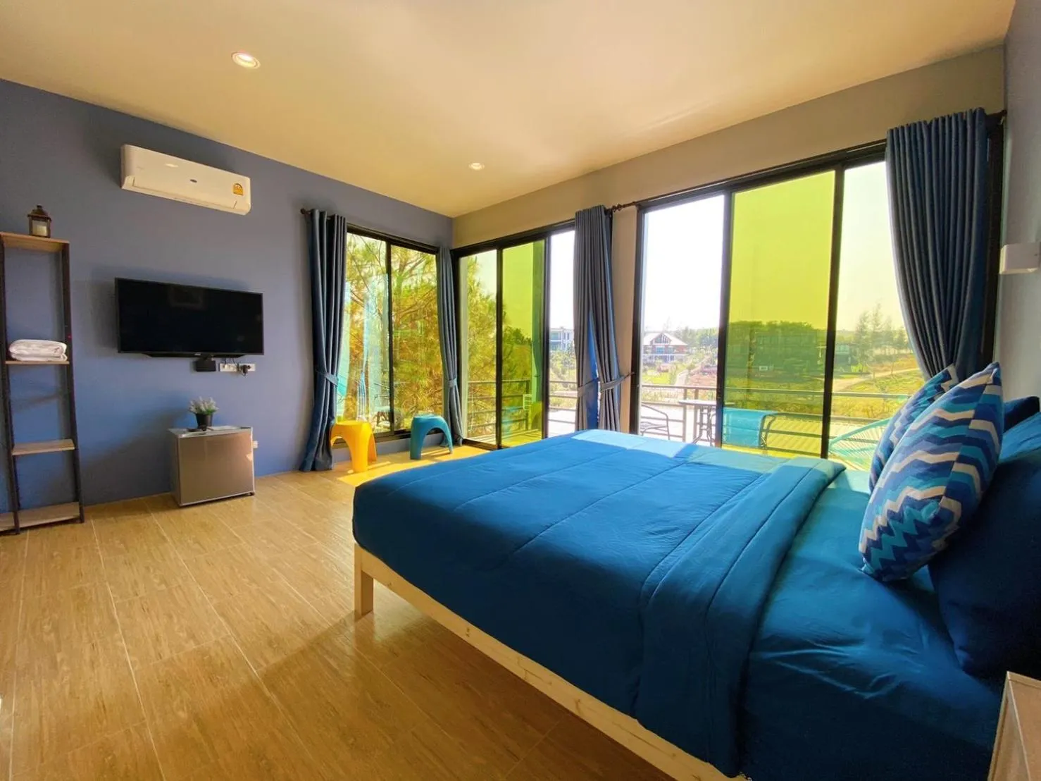 Photo of the whole room, Bed in Krin Resort