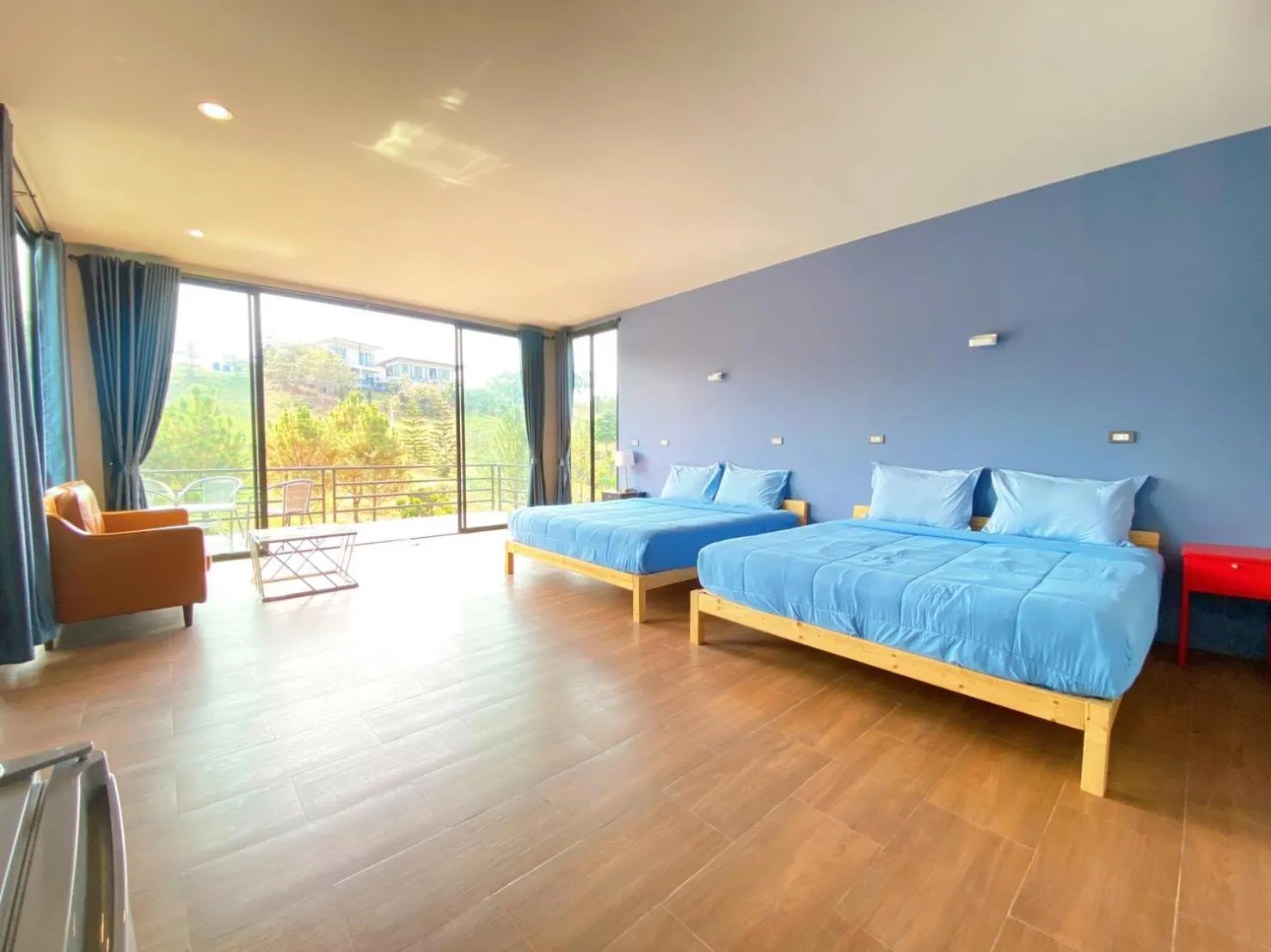 Photo of the whole room, Bed in Krin Resort