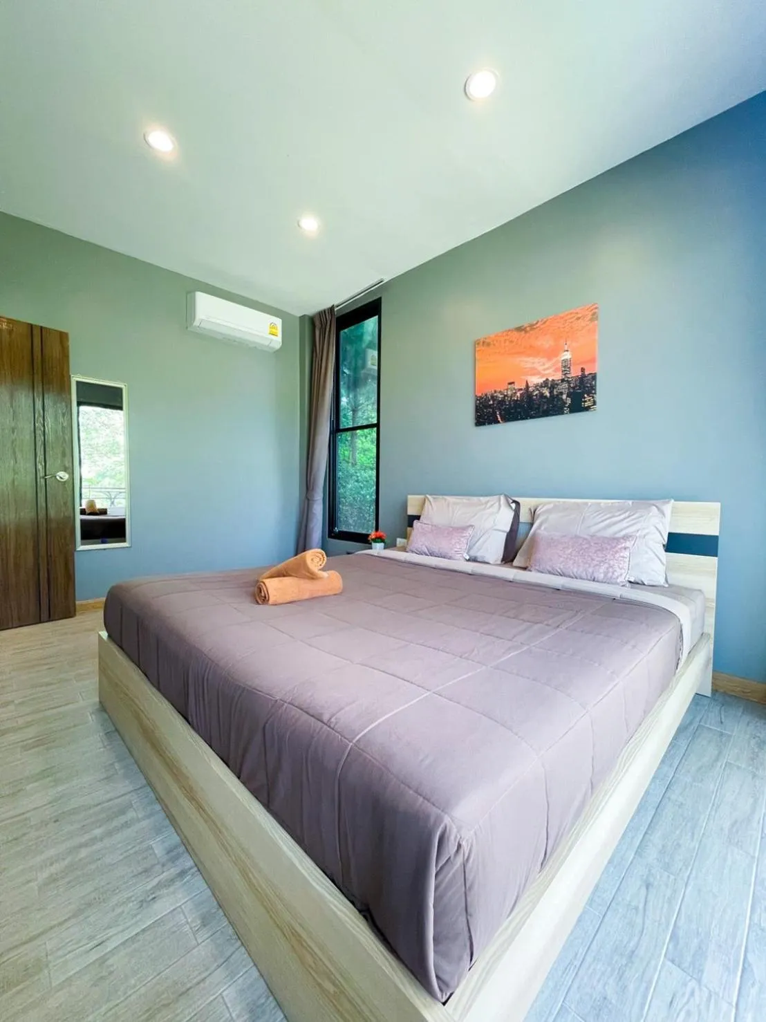 Photo of the whole room, Bed in Krin Resort