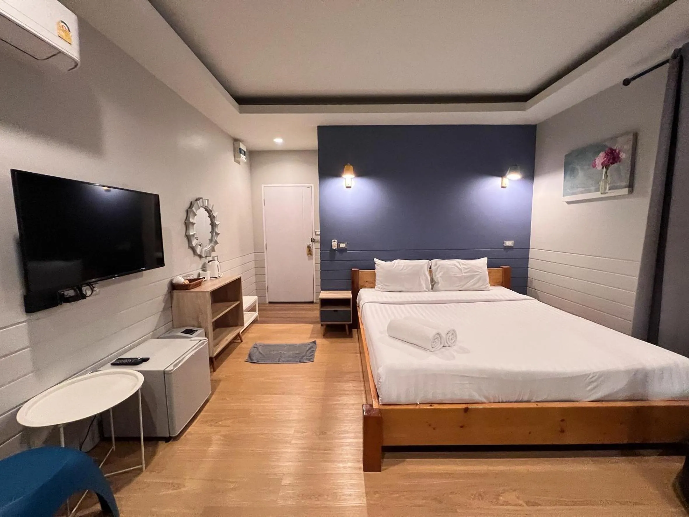 Bedroom, Bed in Krin Resort