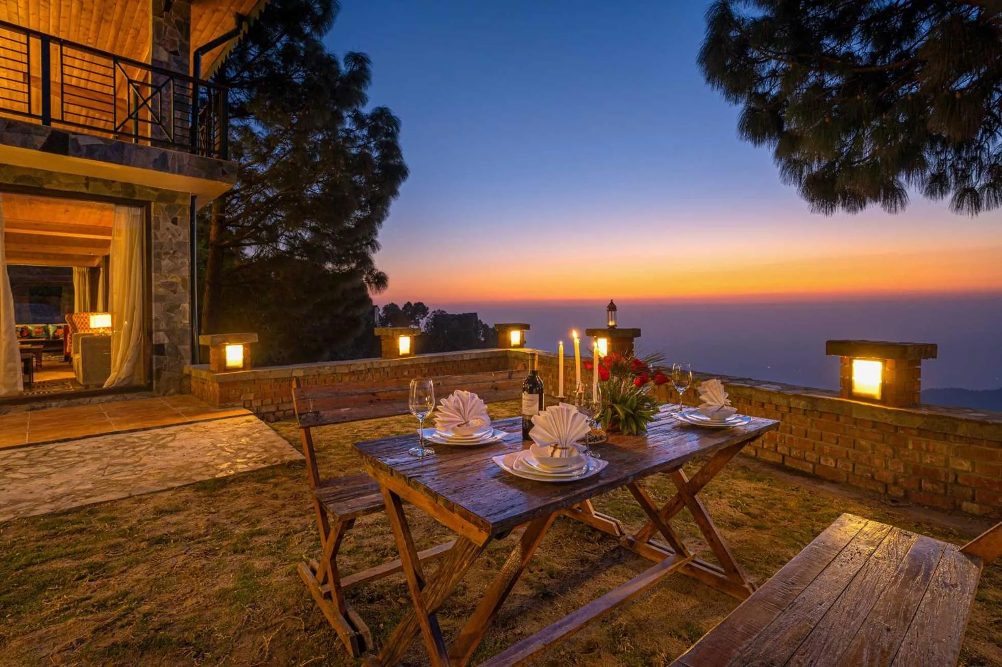 StayVista at The Winter Line with Complimentary Breakfast