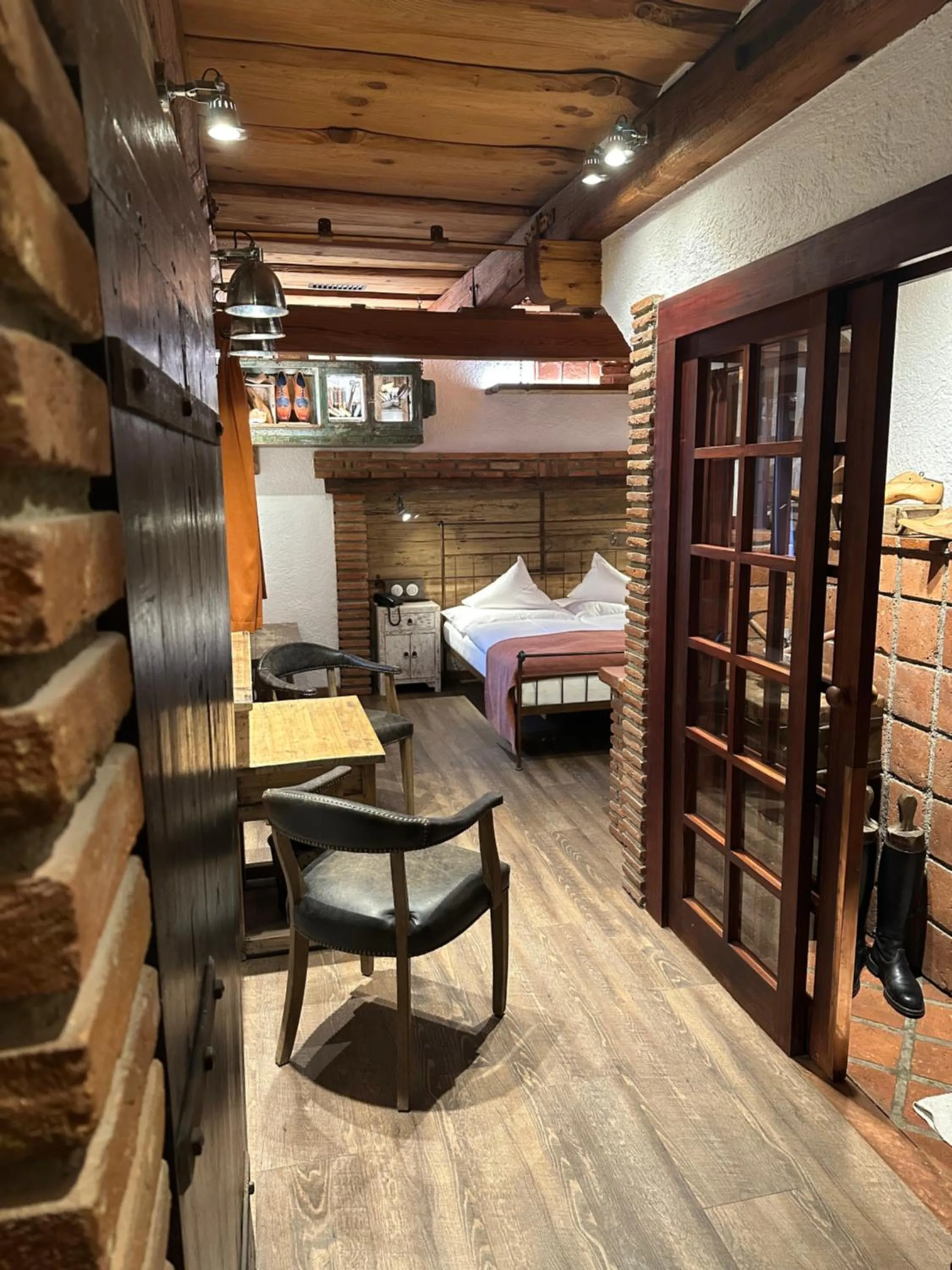 Bed in Romantik Hotel U Raka