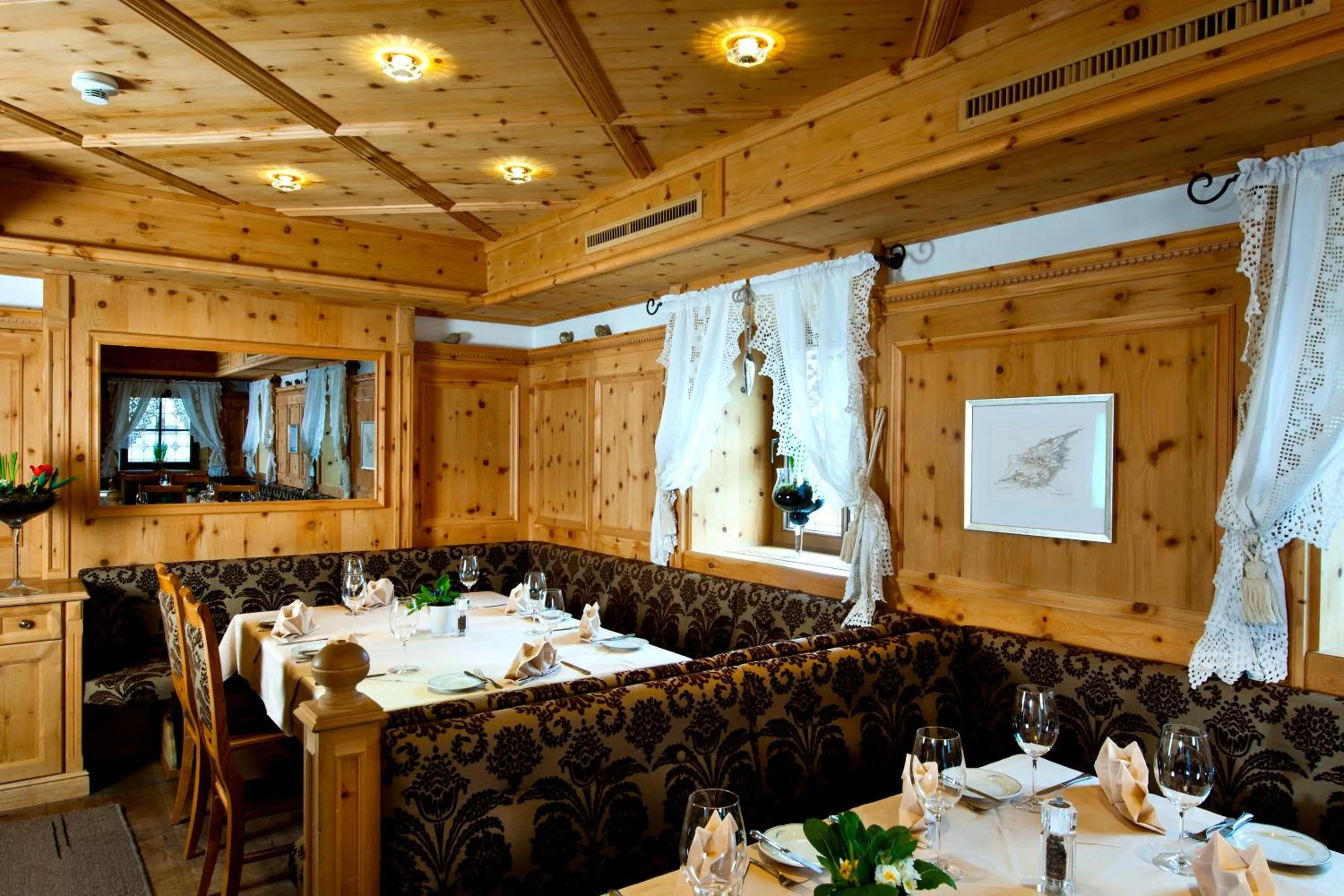 Restaurant/places to eat in Hotel Bierwirt