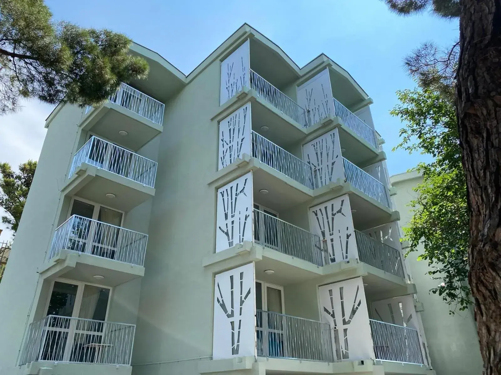 Property building in Paviljoni Slaven Property building in Paviljoni Slaven