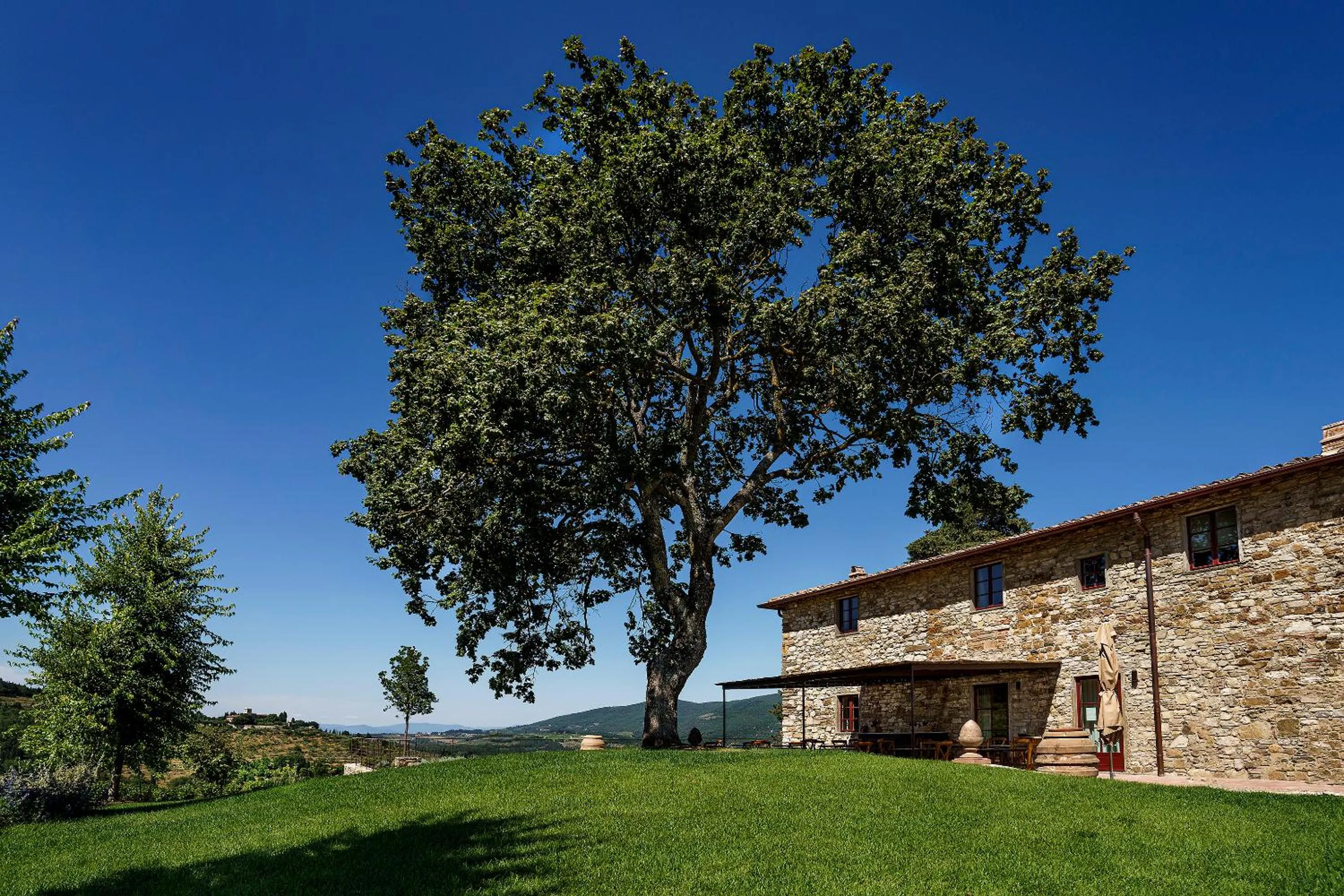 Property building in La Pietra Del Cabreo
