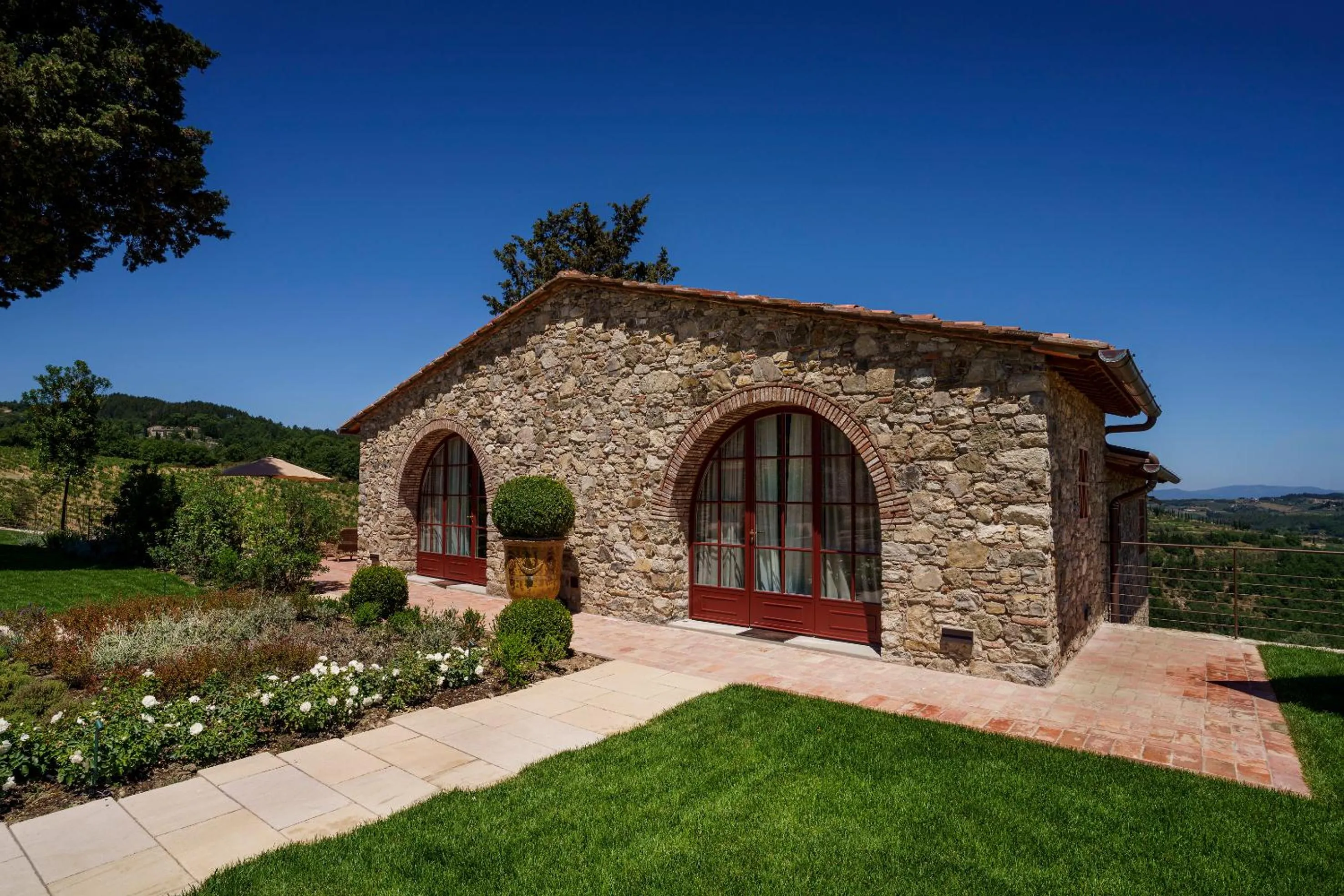 Property building in La Pietra Del Cabreo