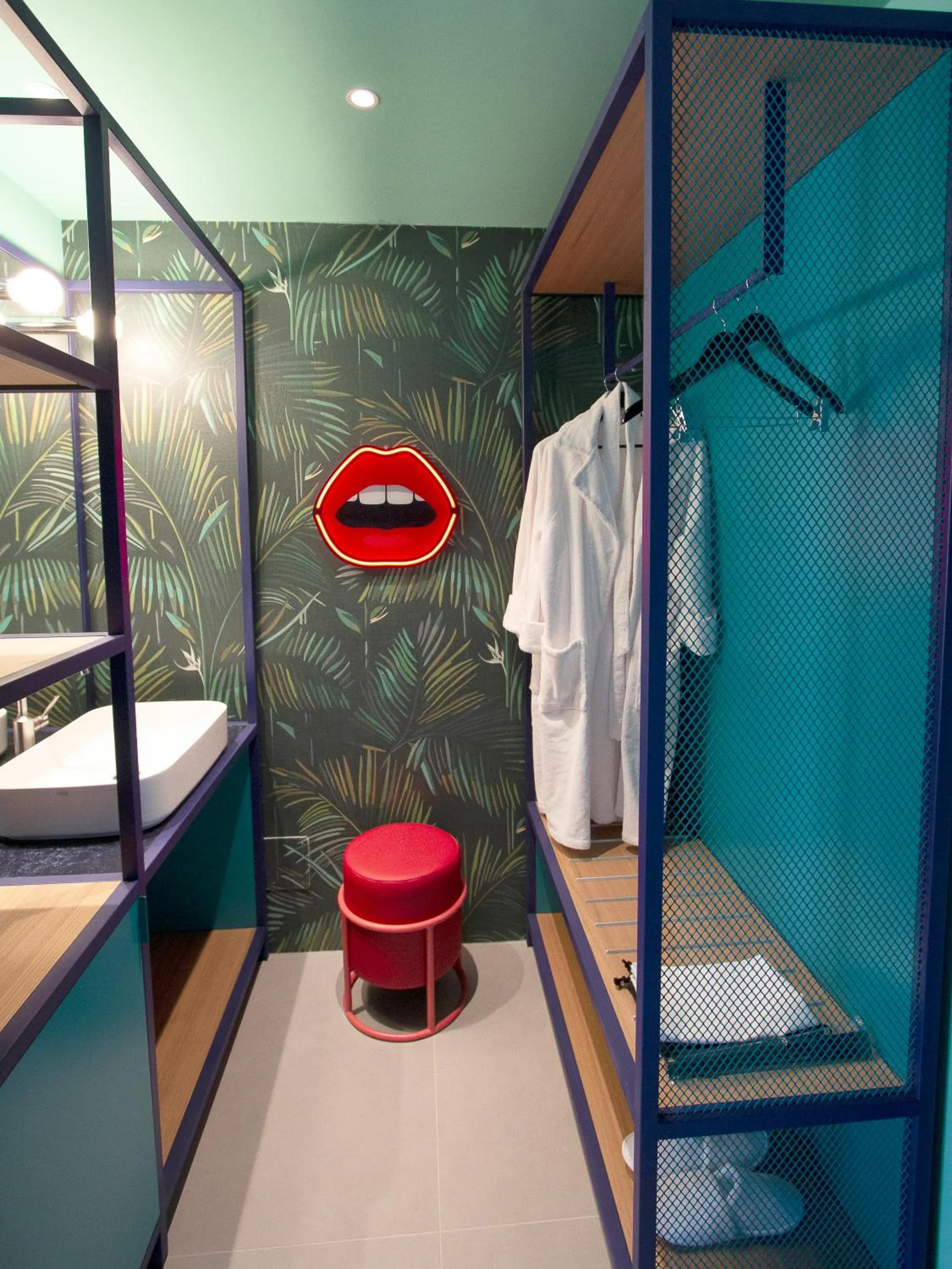 Bathroom in Demo Hotel Design Emotion