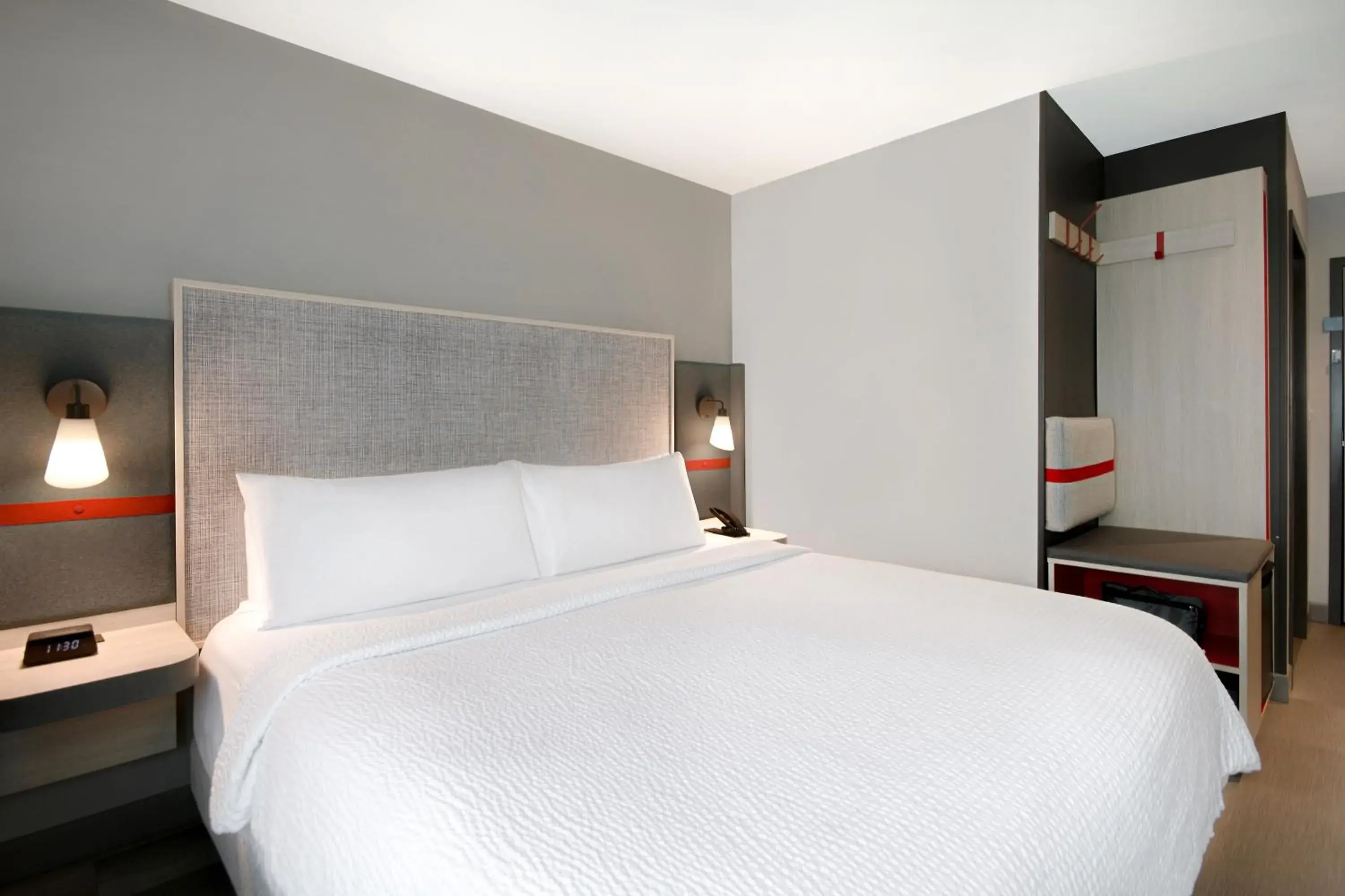 Bedroom, Bed in avid Hotel Fort Mill - Carowinds Blvd by IHG Bedroom, Bed in avid Hotel Fort Mill - Carowinds Blvd by IHG