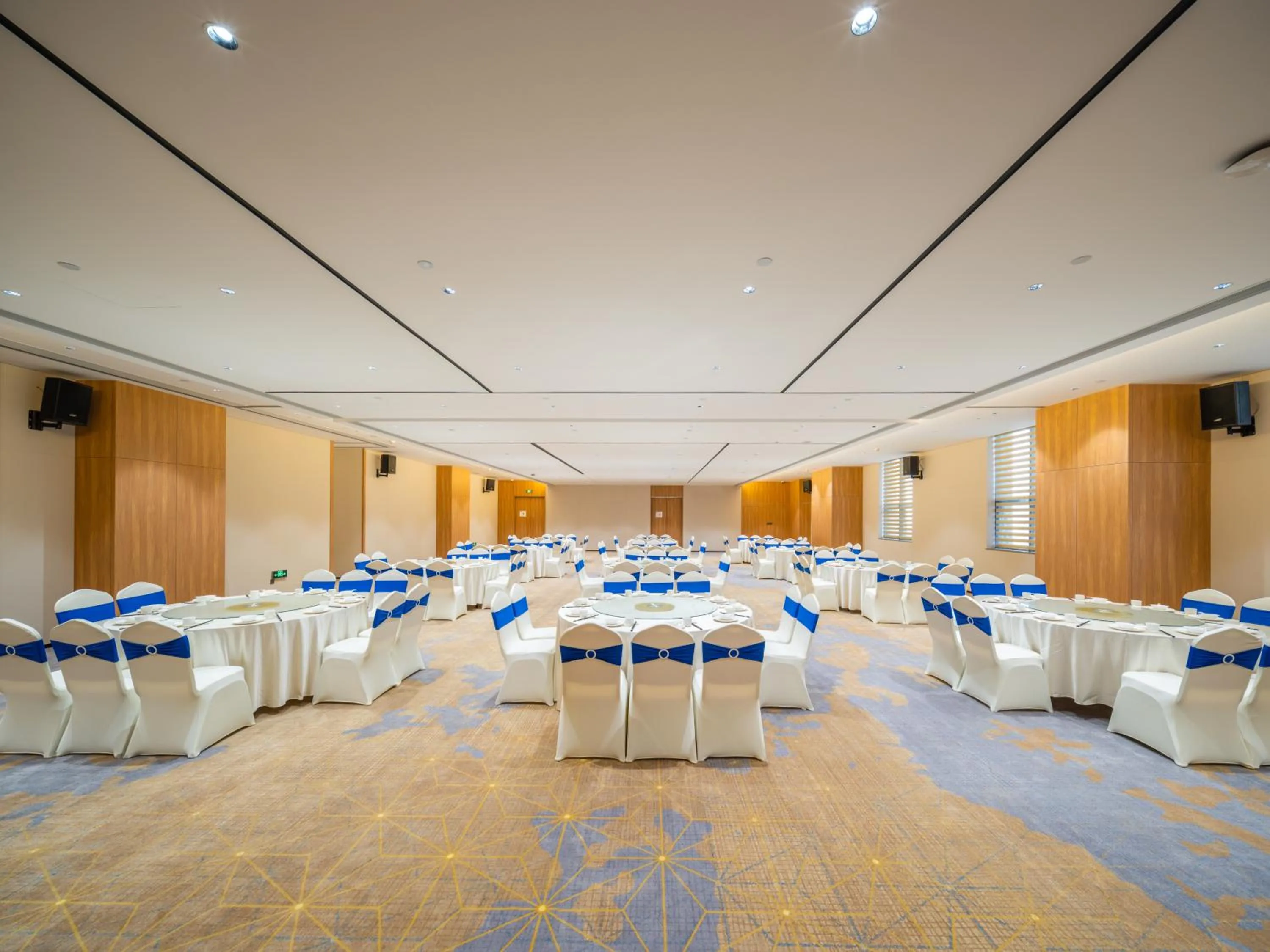 Meeting/conference room in Holiday Inn Express Nanning Jiangnan by IHG