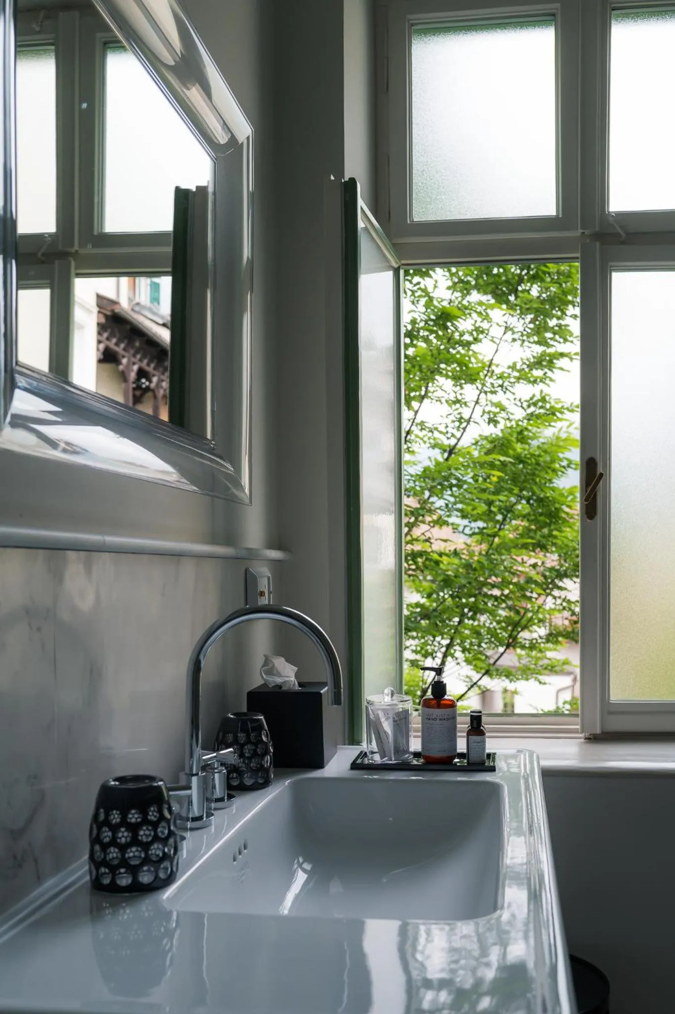 Bathroom in Steinach Townhouse Meran