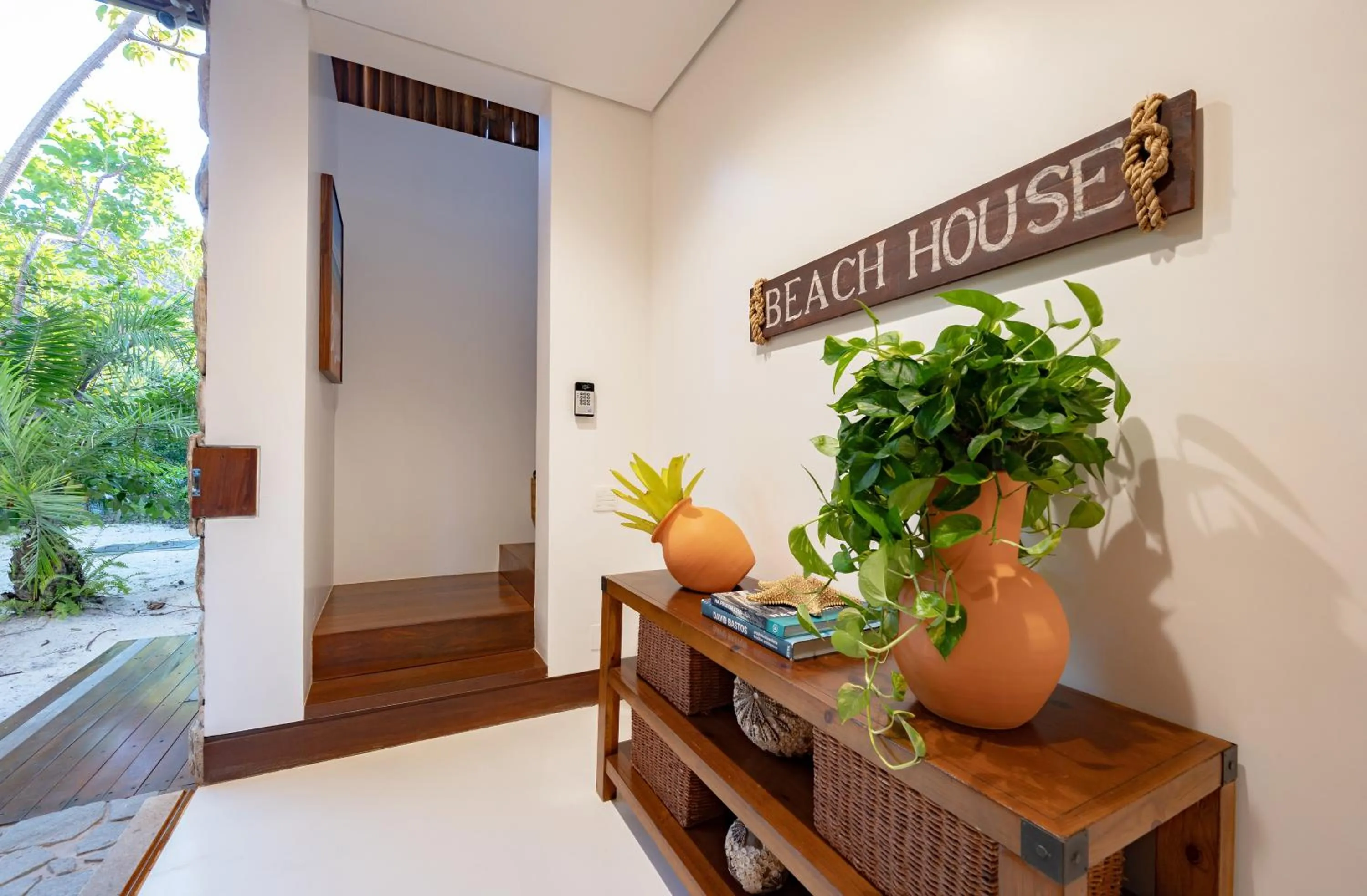 Facade/entrance in Casa 3A Tivoli Ecoresidences