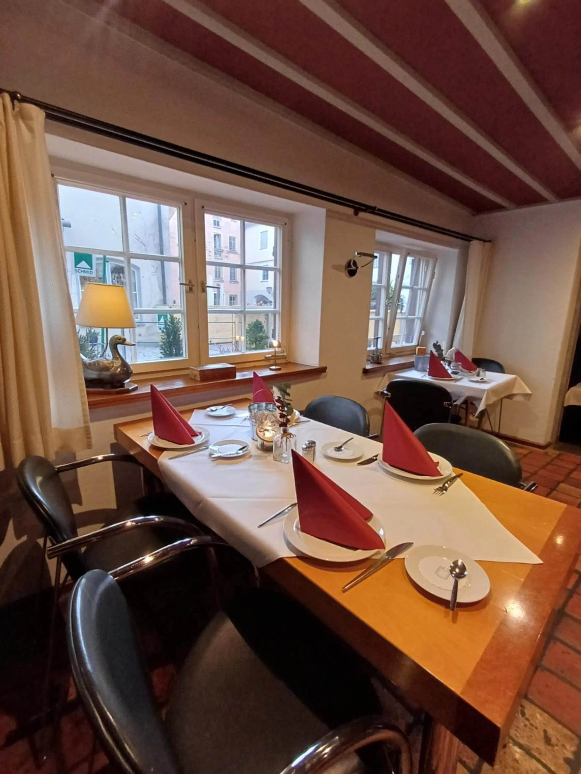 Breakfast in Schiefes Haus