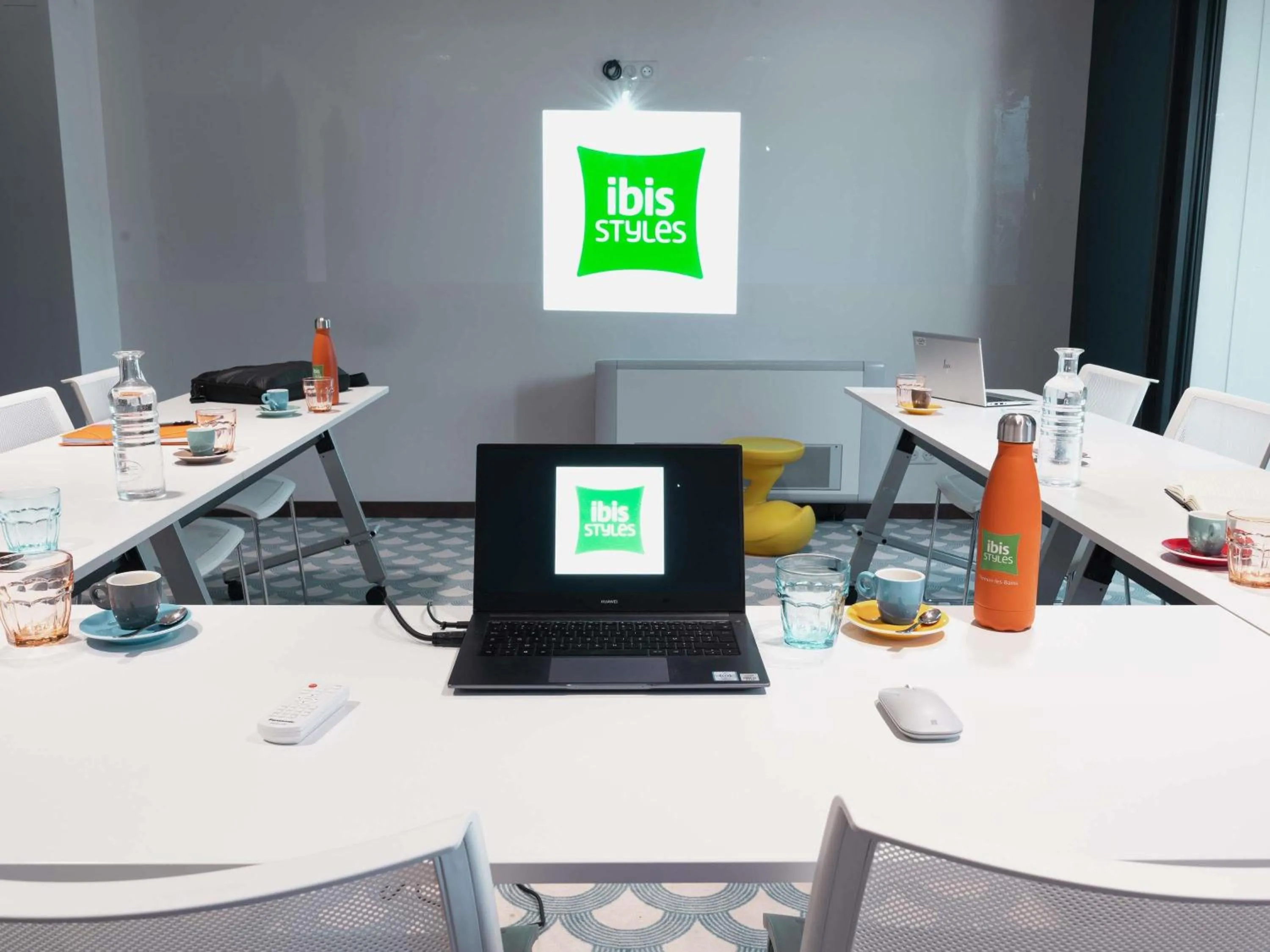 Meeting/conference room in ibis Styles Thonon-les-Bains