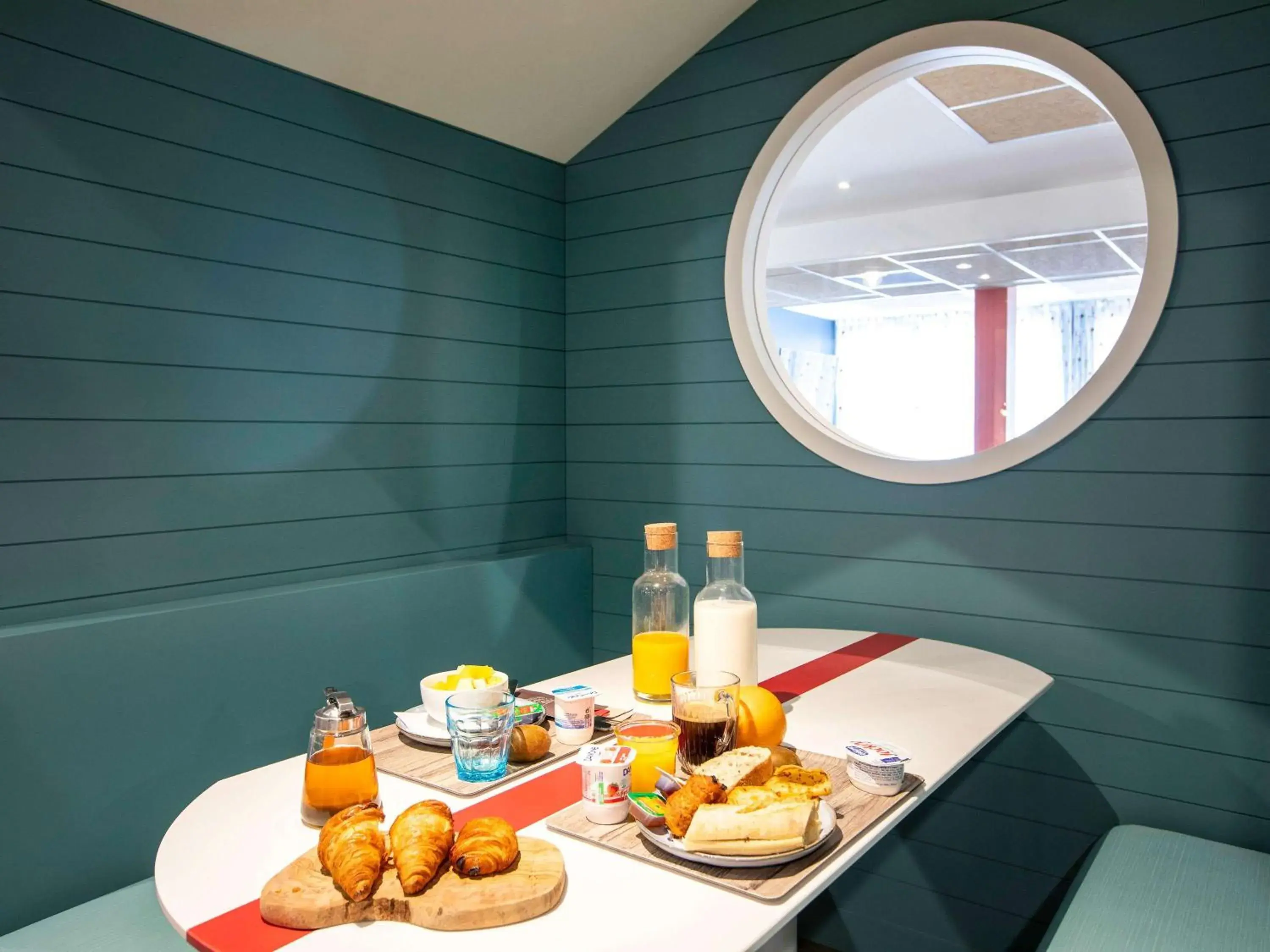 Breakfast in ibis Styles Thonon-les-Bains Breakfast in ibis Styles Thonon-les-Bains