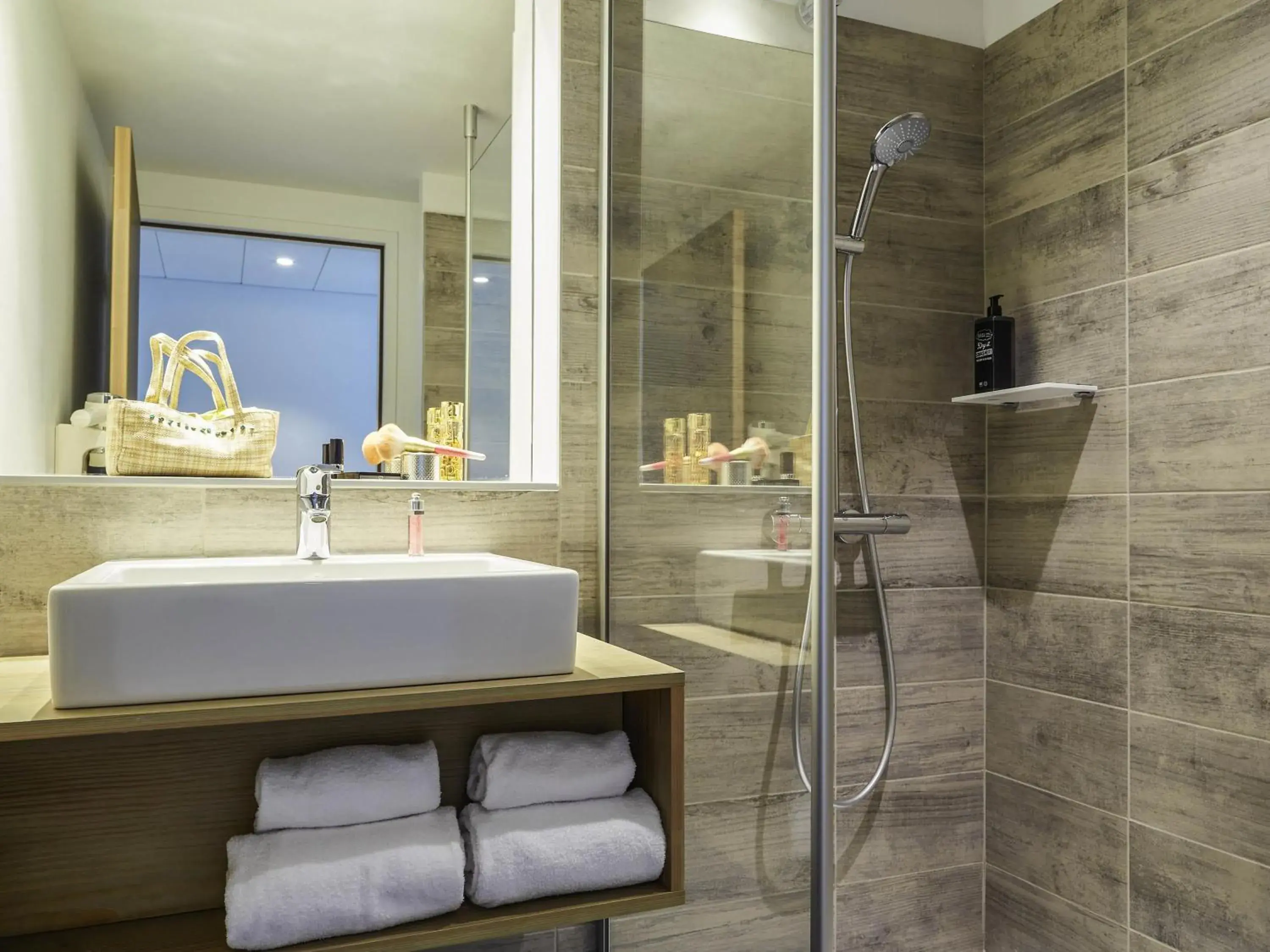 Bedroom in Ibis Styles Montpellier Aéroport Parc Des Expos Bedroom in Ibis Styles Montpellier Aéroport Parc Des Expos