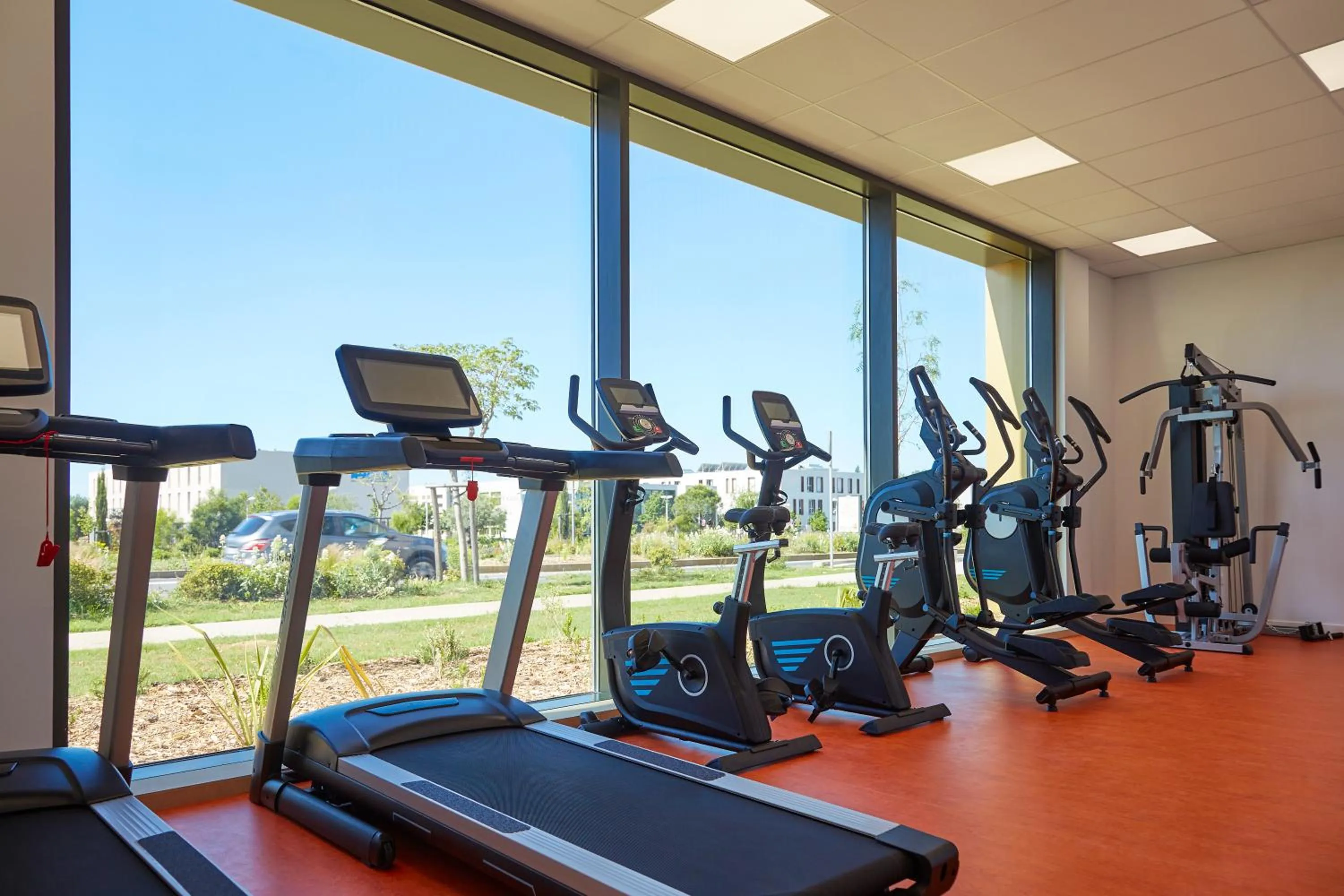 Fitness centre/facilities in Ibis Styles Montpellier Aéroport Parc Des Expos
