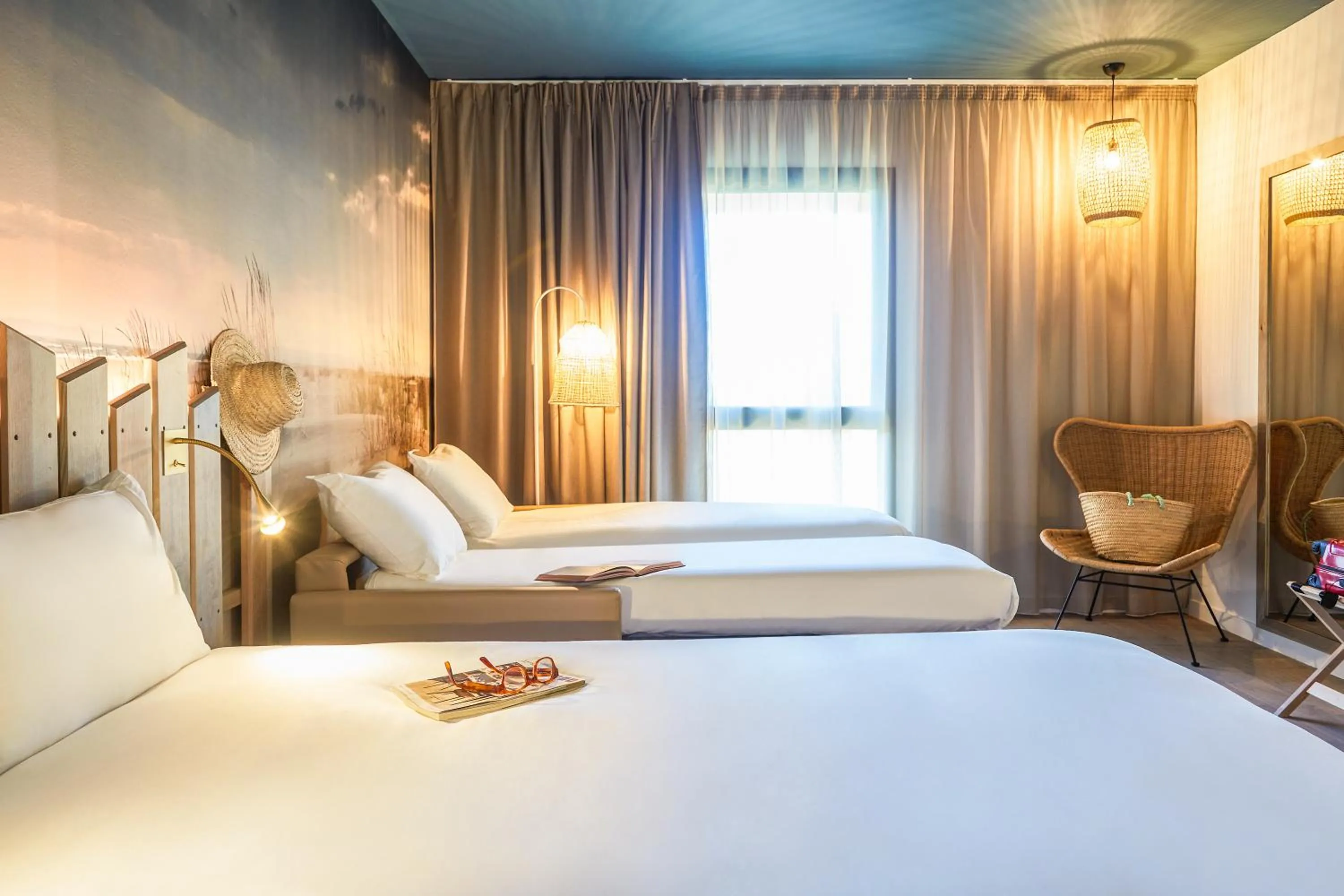 Bedroom, Bed in Ibis Styles Montpellier Aéroport Parc Des Expos