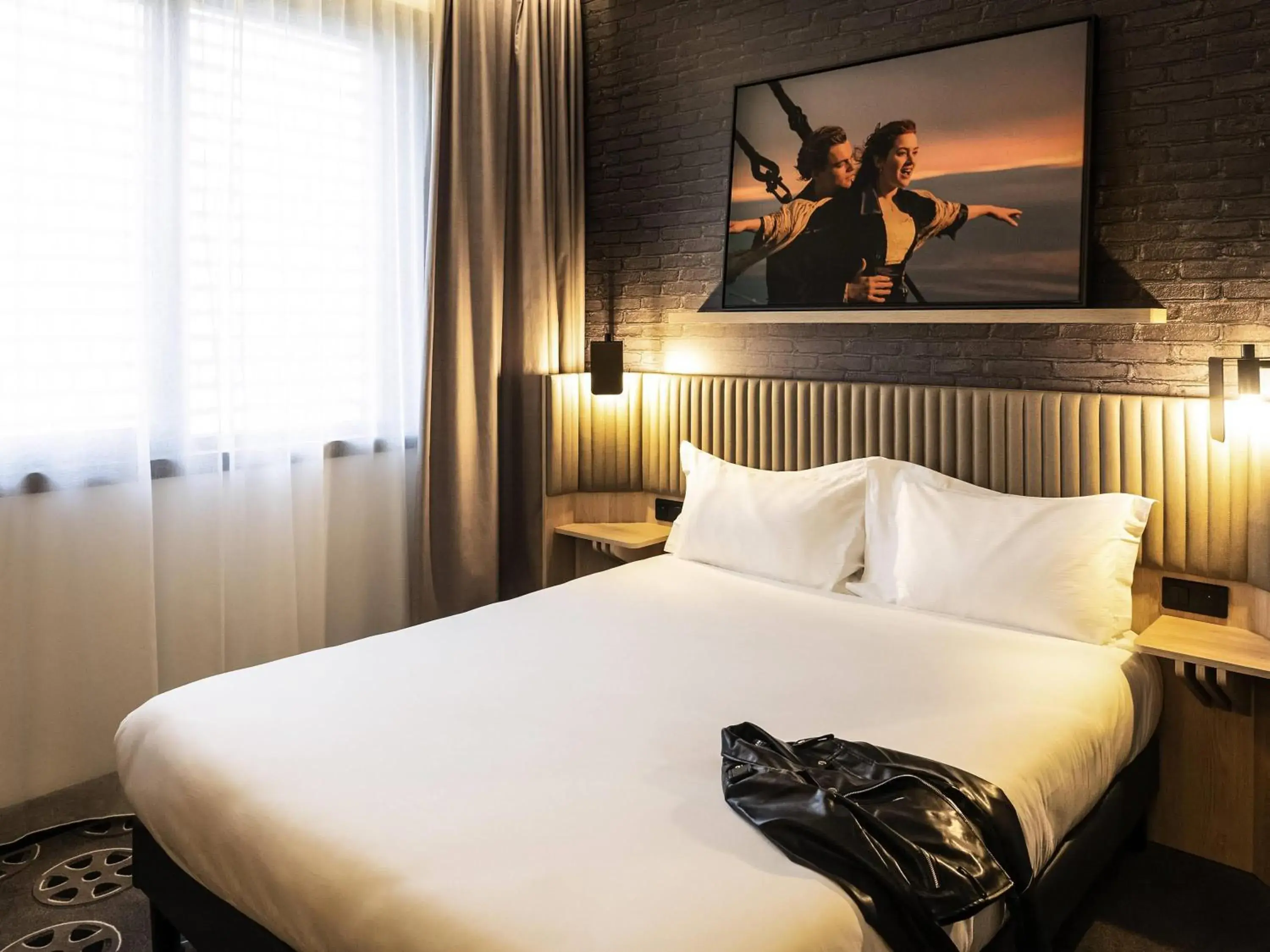 Bedroom, Bed in ibis Styles Arras Centre Bedroom, Bed in ibis Styles Arras Centre