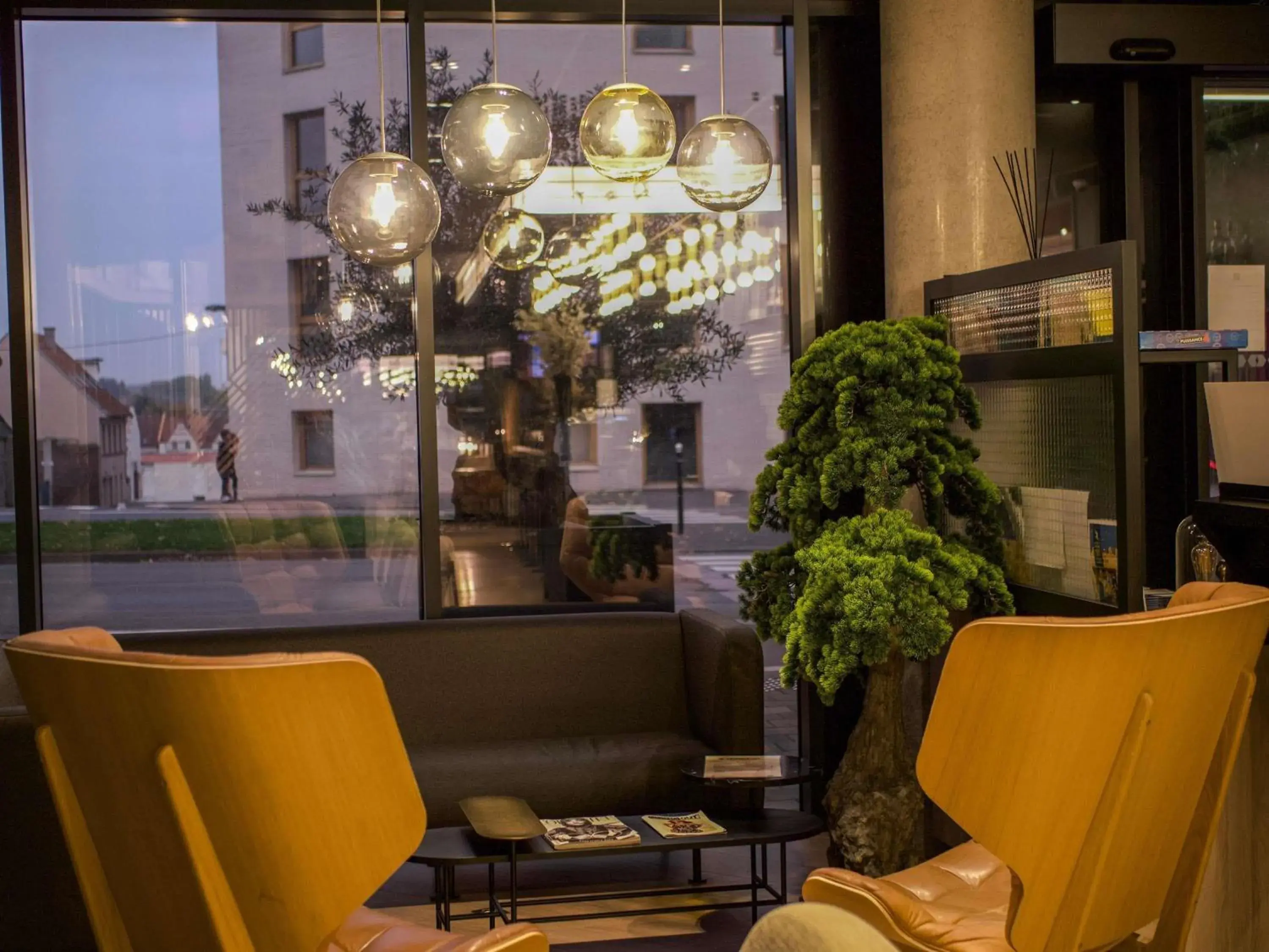 Lounge or bar in ibis Styles Arras Centre Lounge or bar in ibis Styles Arras Centre