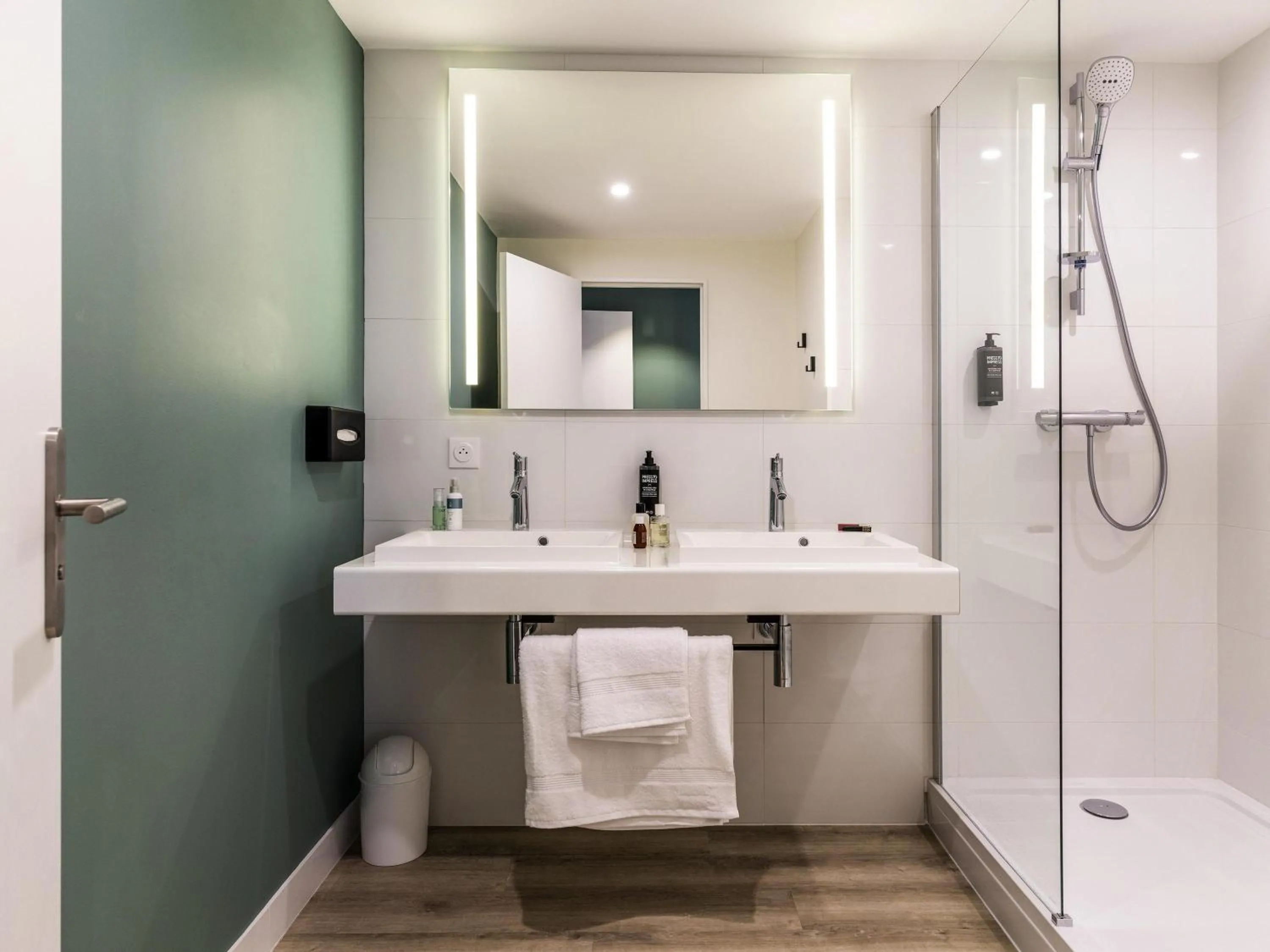 Bedroom in ibis Styles Limoges Centre