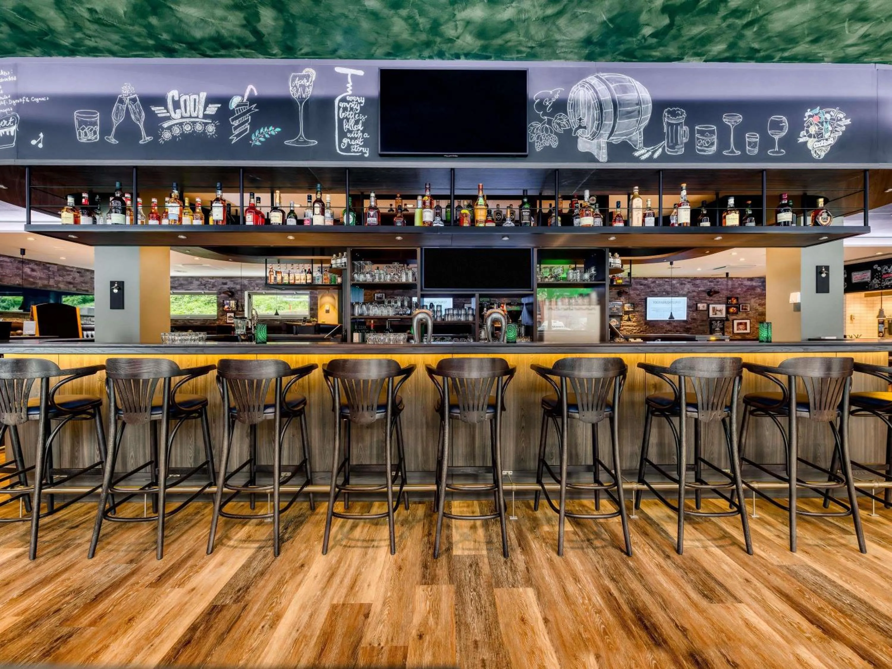 Lounge or bar in ibis Styles Hamburg Barmbek