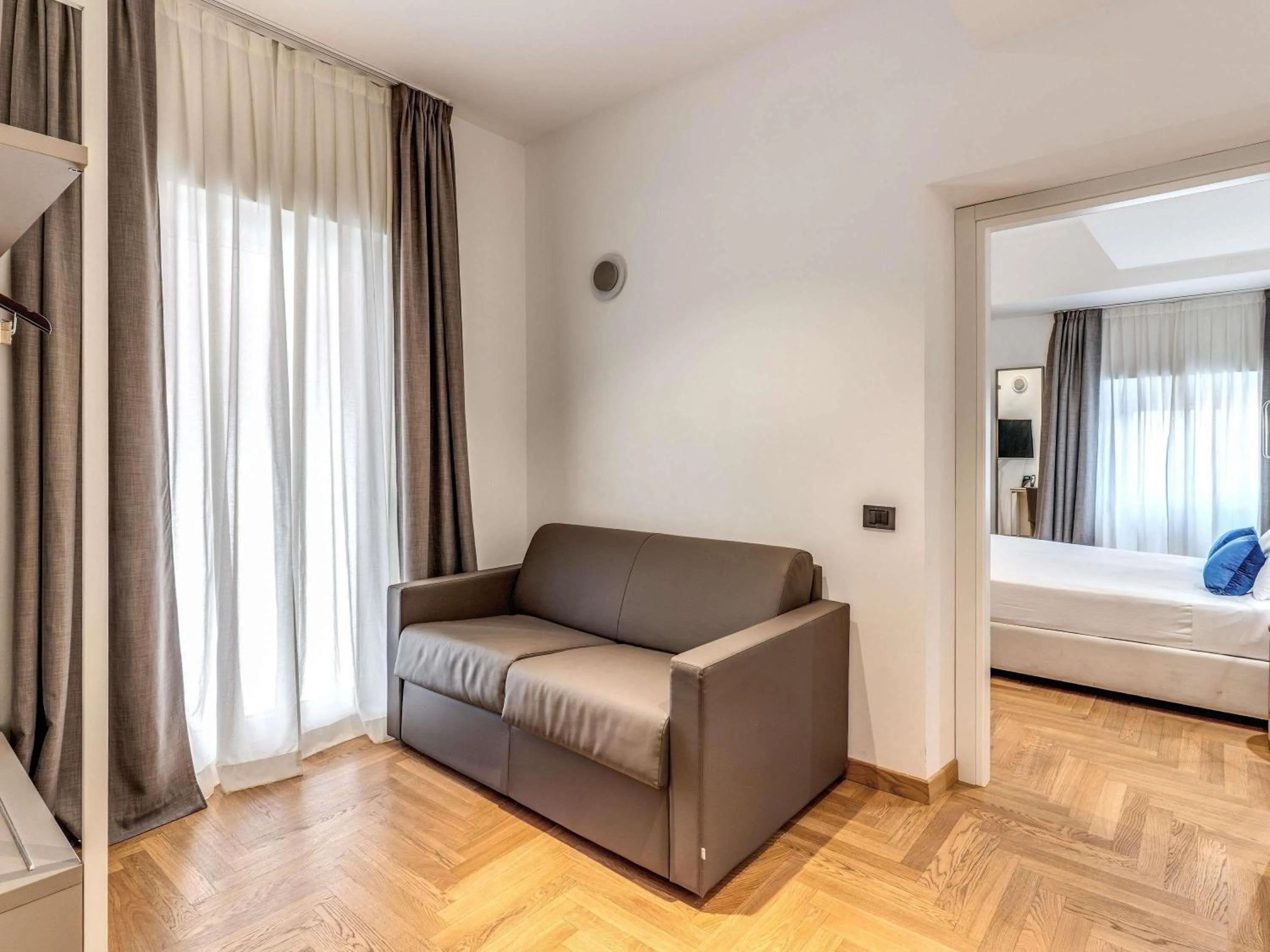 Bedroom, Bed in Mercure Roma Centro Termini