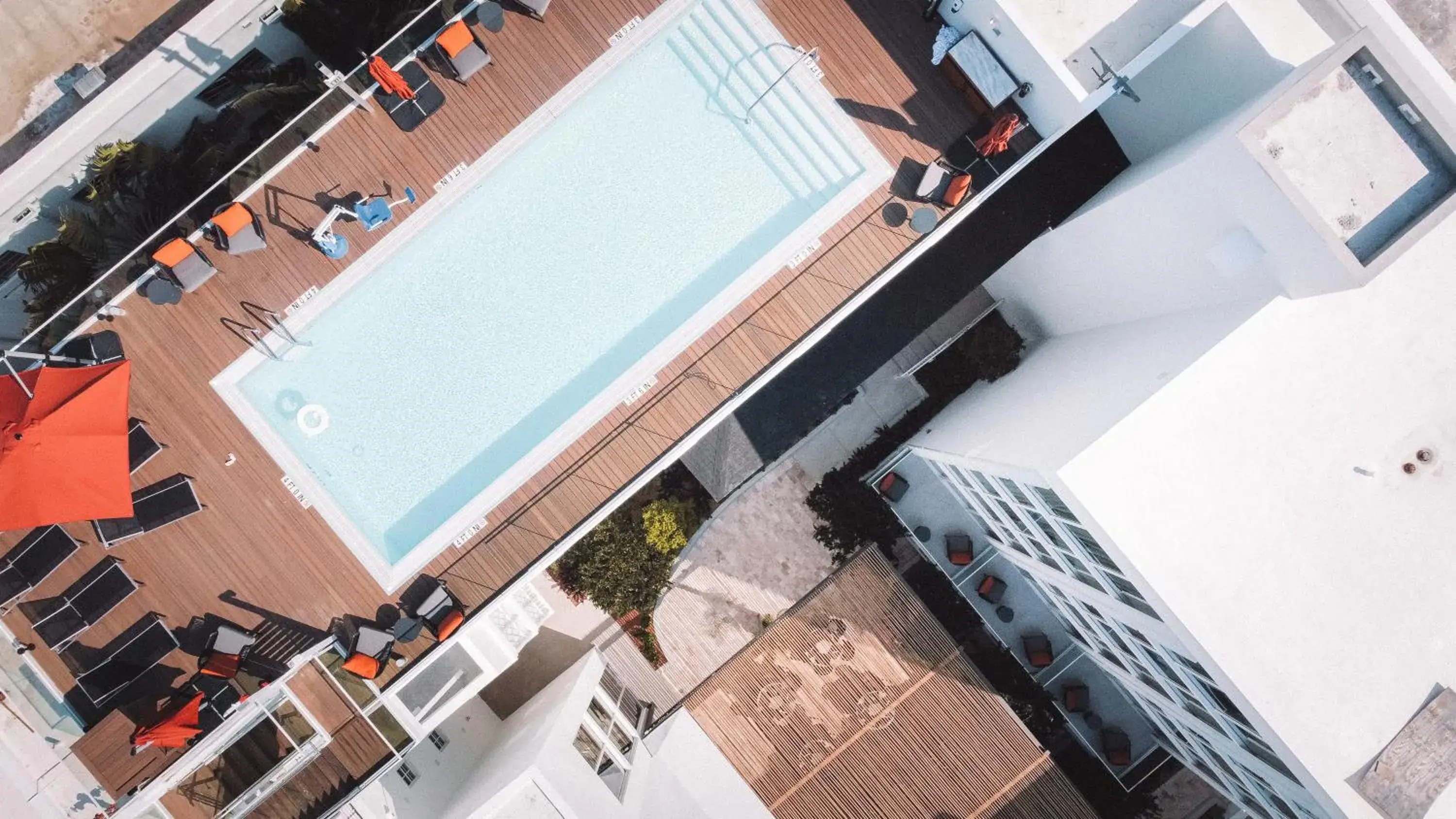 Swimming pool in Berkeley Park MGallery Hotel Collection Swimming pool in Berkeley Park MGallery Hotel Collection
