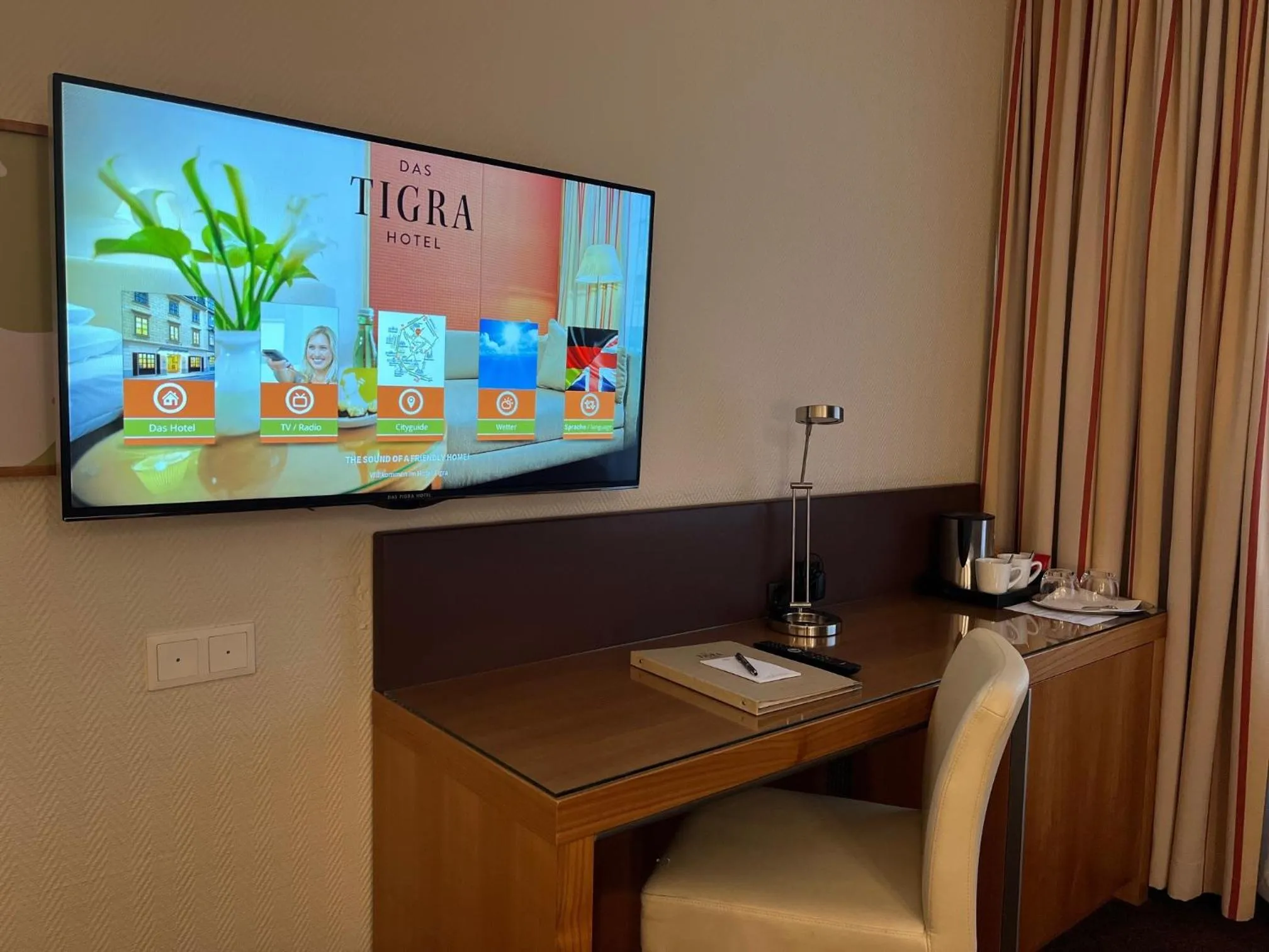 TV and multimedia in Boutique Hotel Das Tigra