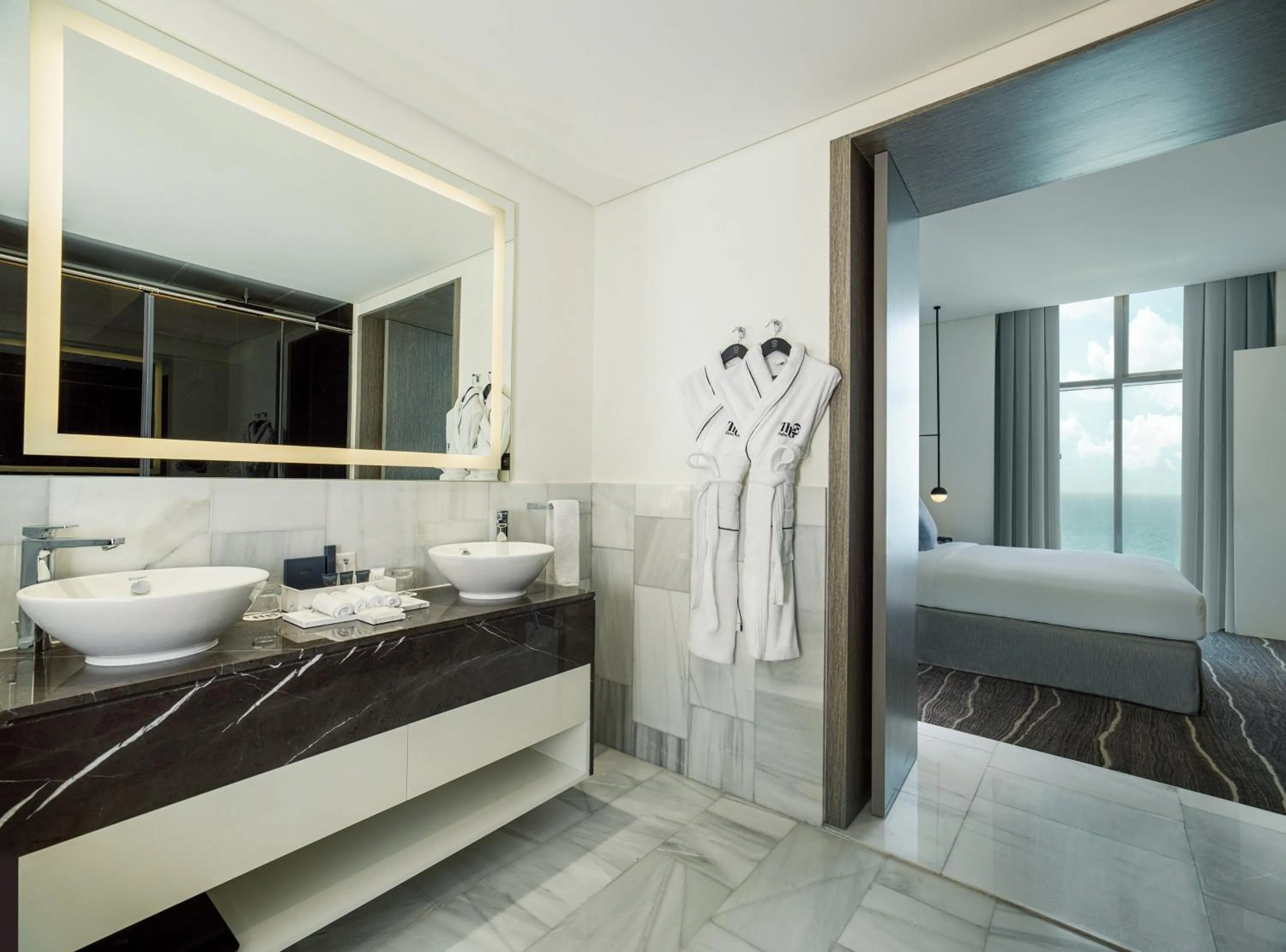 Bathroom, Bed in Th8 Palm Dubai Beach Resort Vignette Collection, an IHG hotel