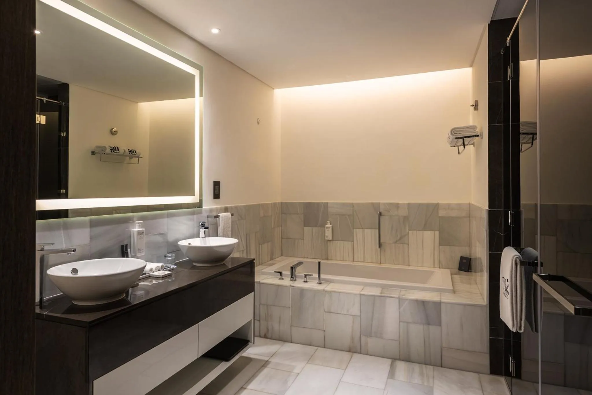 Bathroom in Th8 Palm Dubai Beach Resort Vignette Collection, an IHG hotel