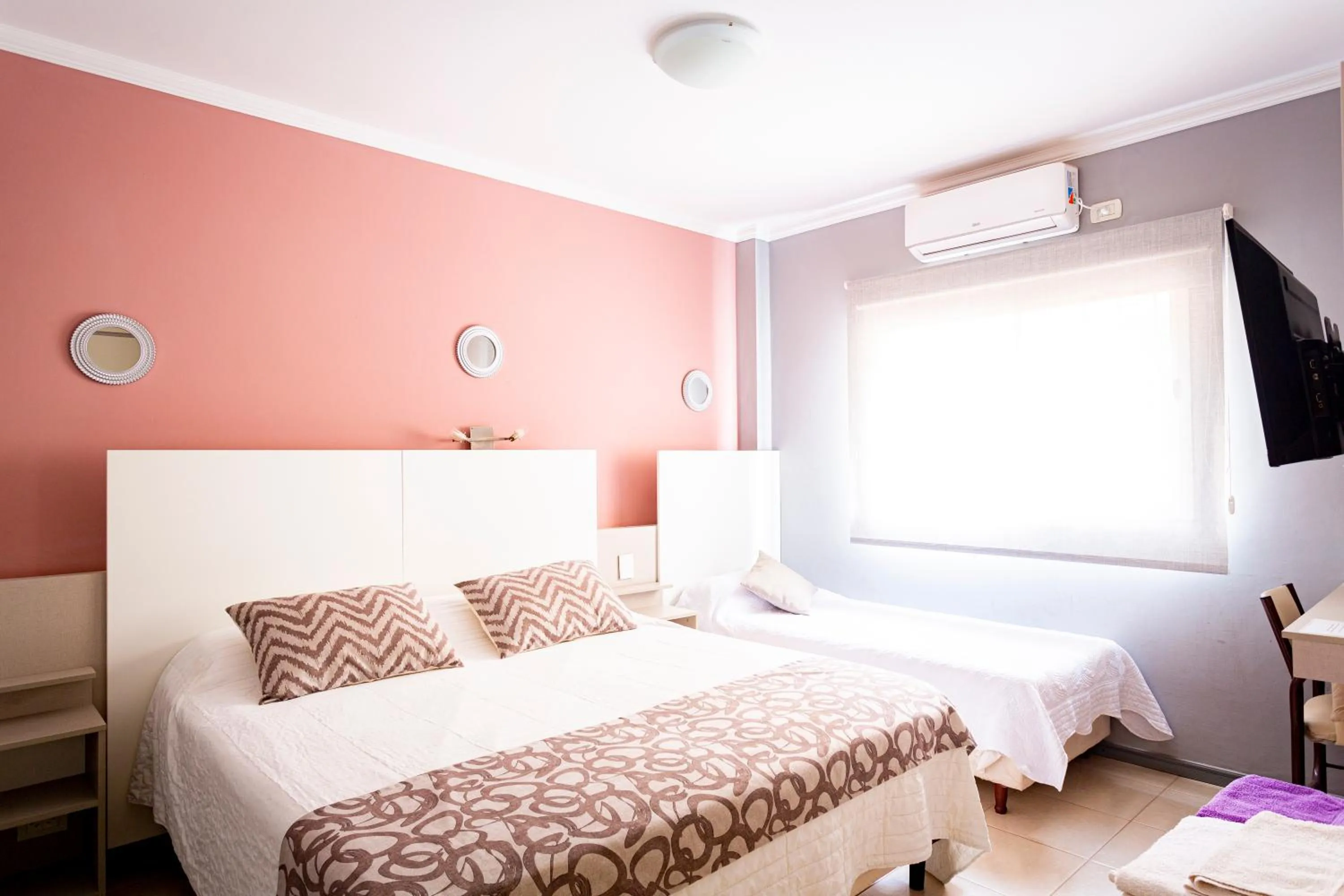 Bed in Hotel Cuesta de Miranda