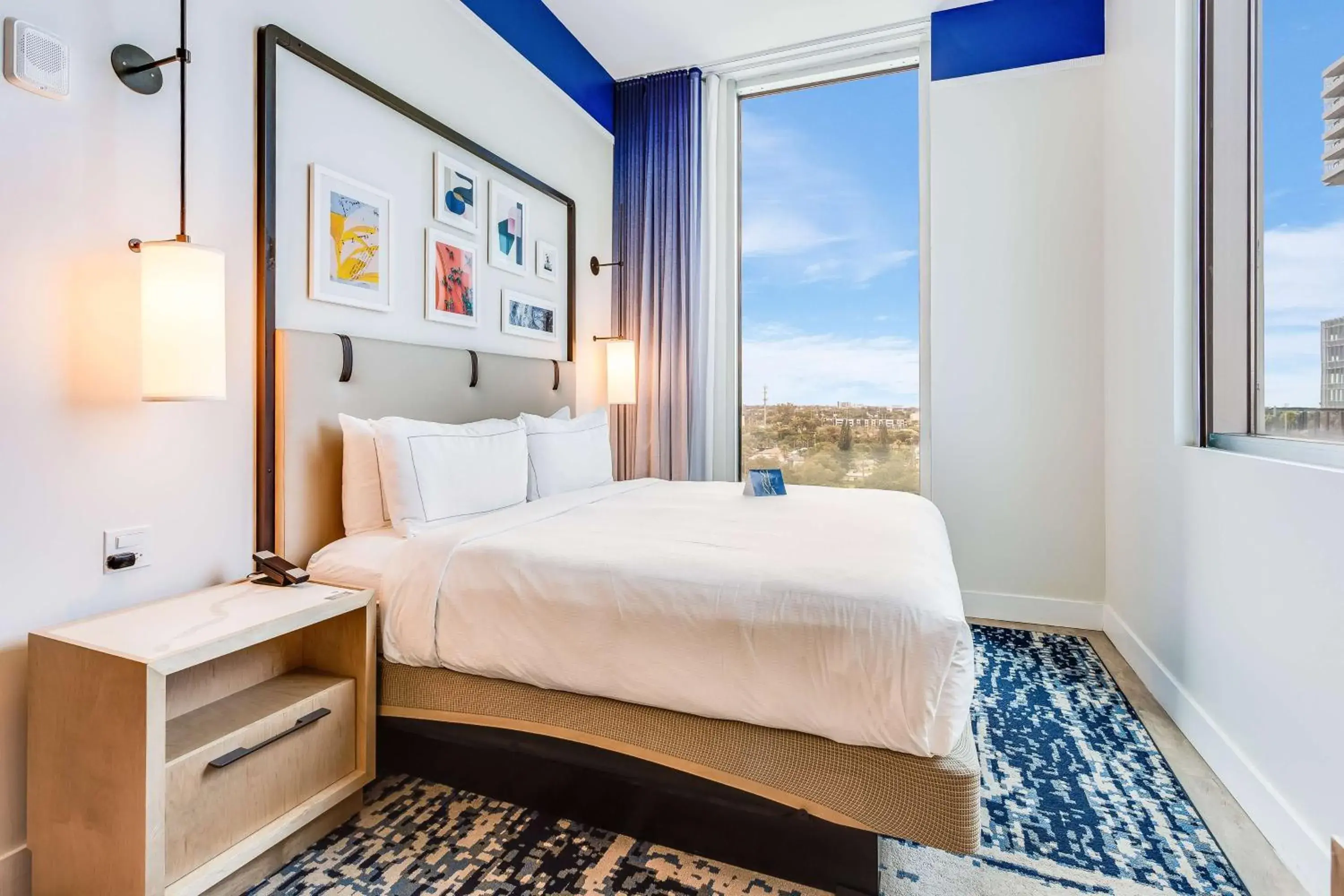 View (from property/room), Bed in SERENA Hotel Aventura Miami, Tapestry Collection by Hilton View (from property/room), Bed in SERENA Hotel Aventura Miami, Tapestry Collection by Hilton