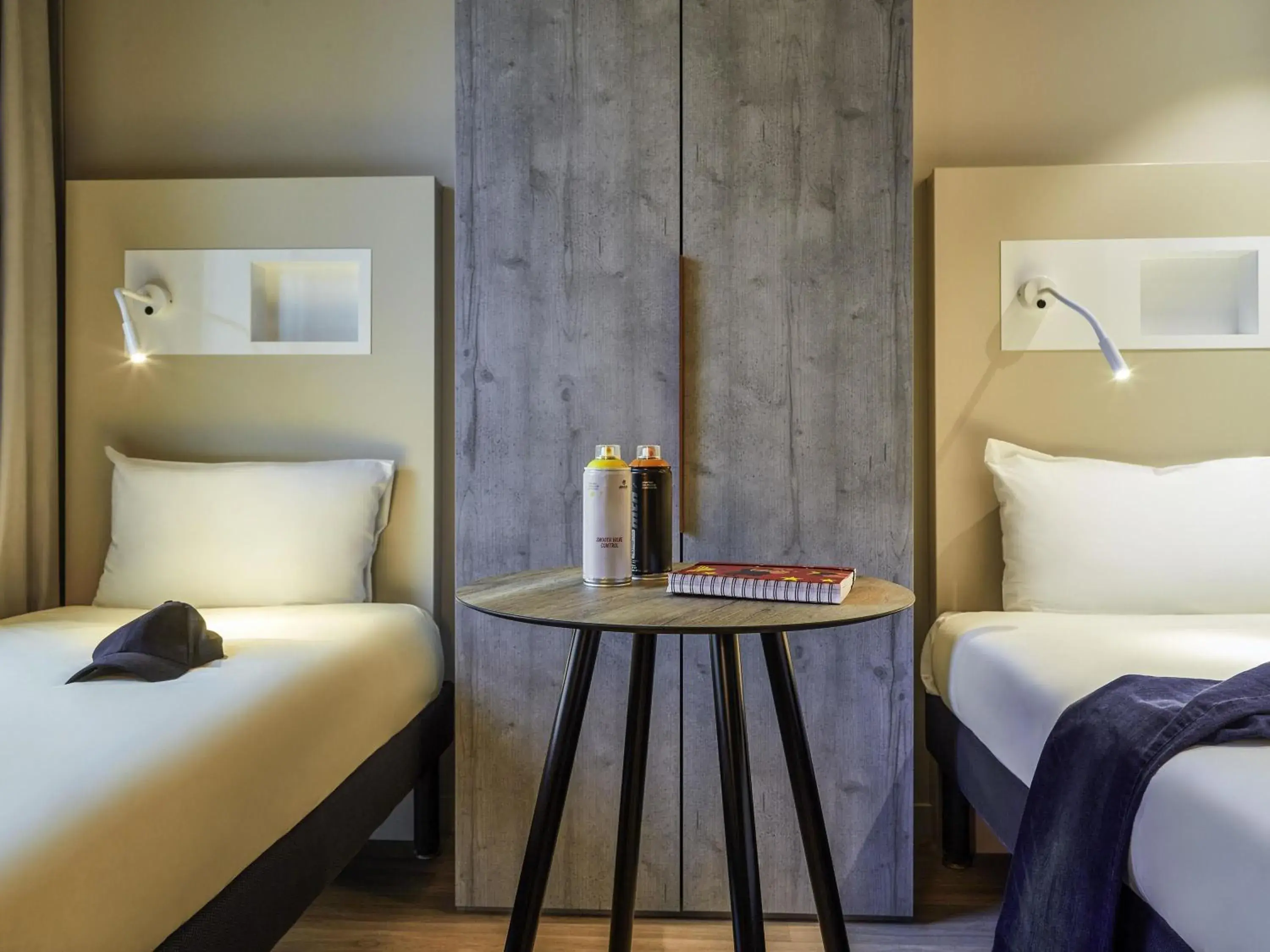 Bedroom, Bed in Ibis Budget Montpellier Aéroport Parc Des Expos Bedroom, Bed in Ibis Budget Montpellier Aéroport Parc Des Expos