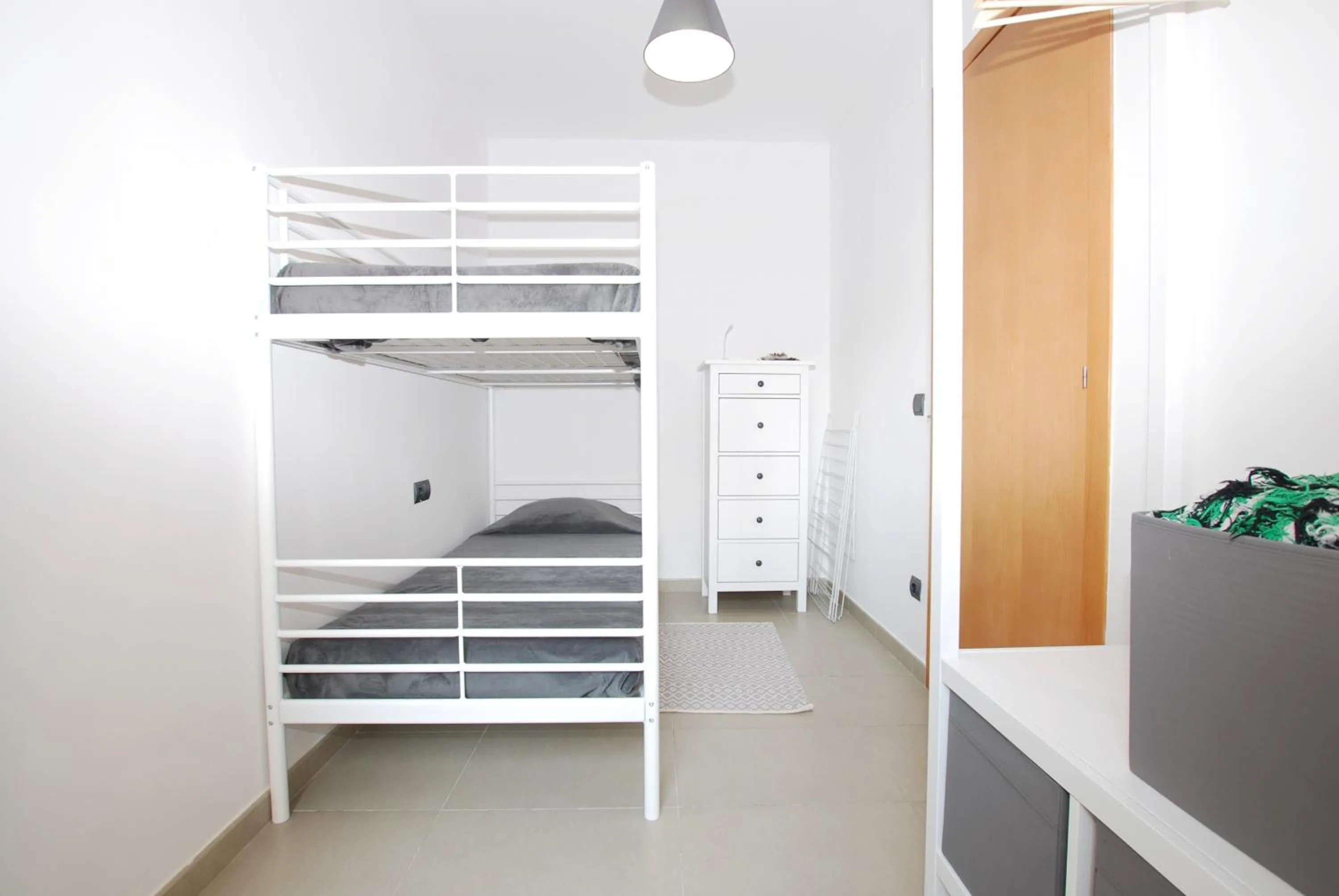 bunk bed, Bed in Petit niu · Petit niu · Apartamento AC - 3 min de la playa
