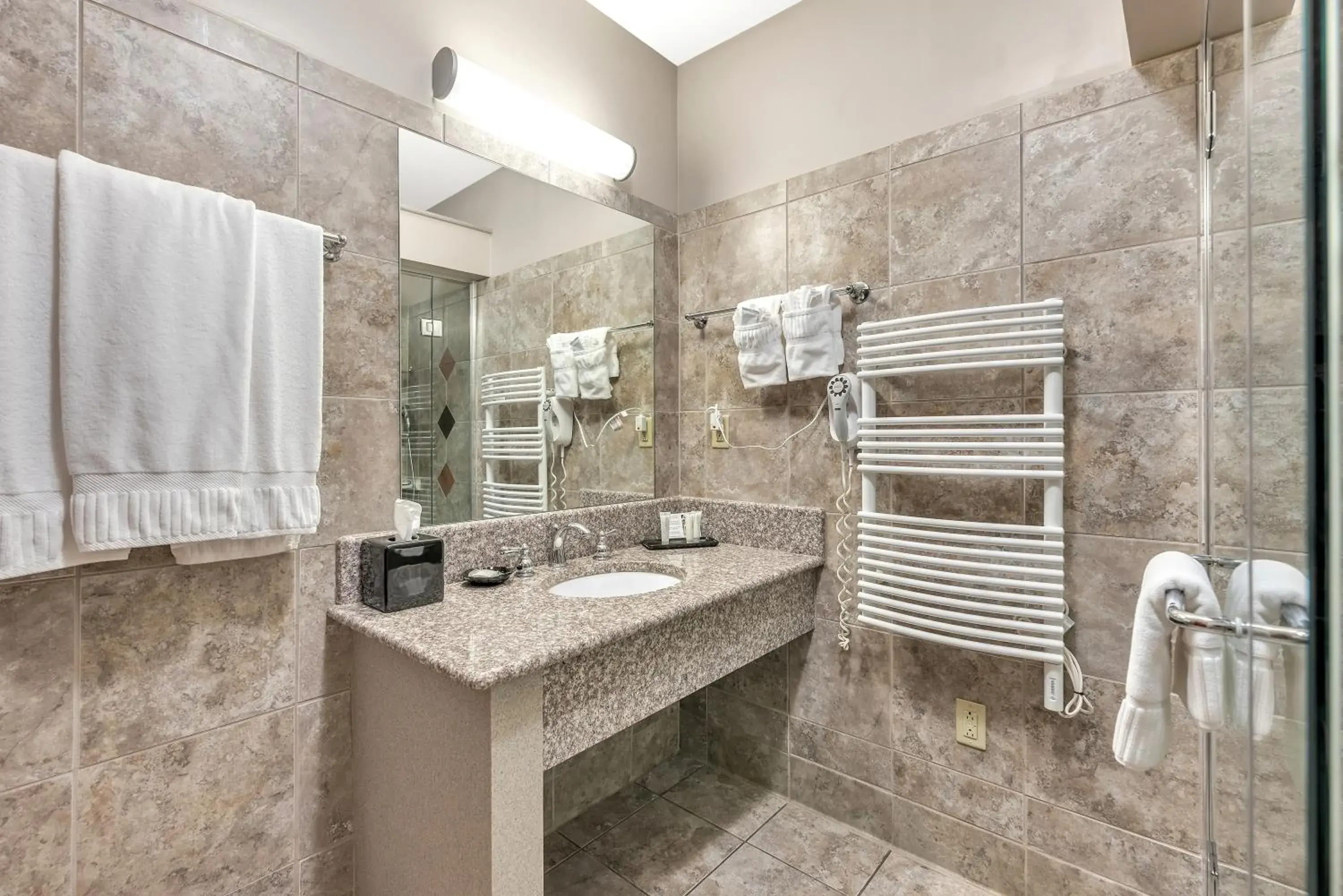 Bathroom in The Inn at Ohio Northern University Bathroom in The Inn at Ohio Northern University