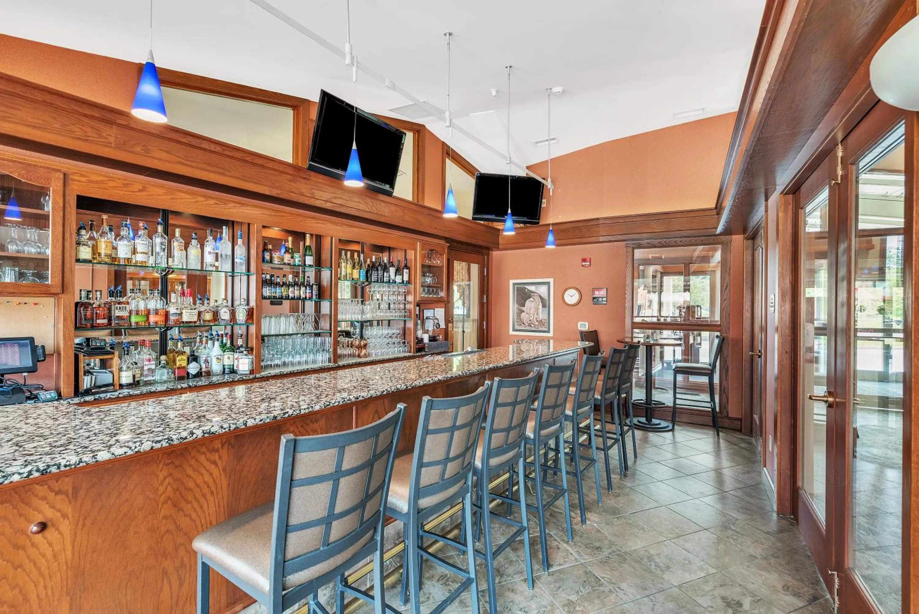 Restaurant/places to eat in The Inn at Ohio Northern University