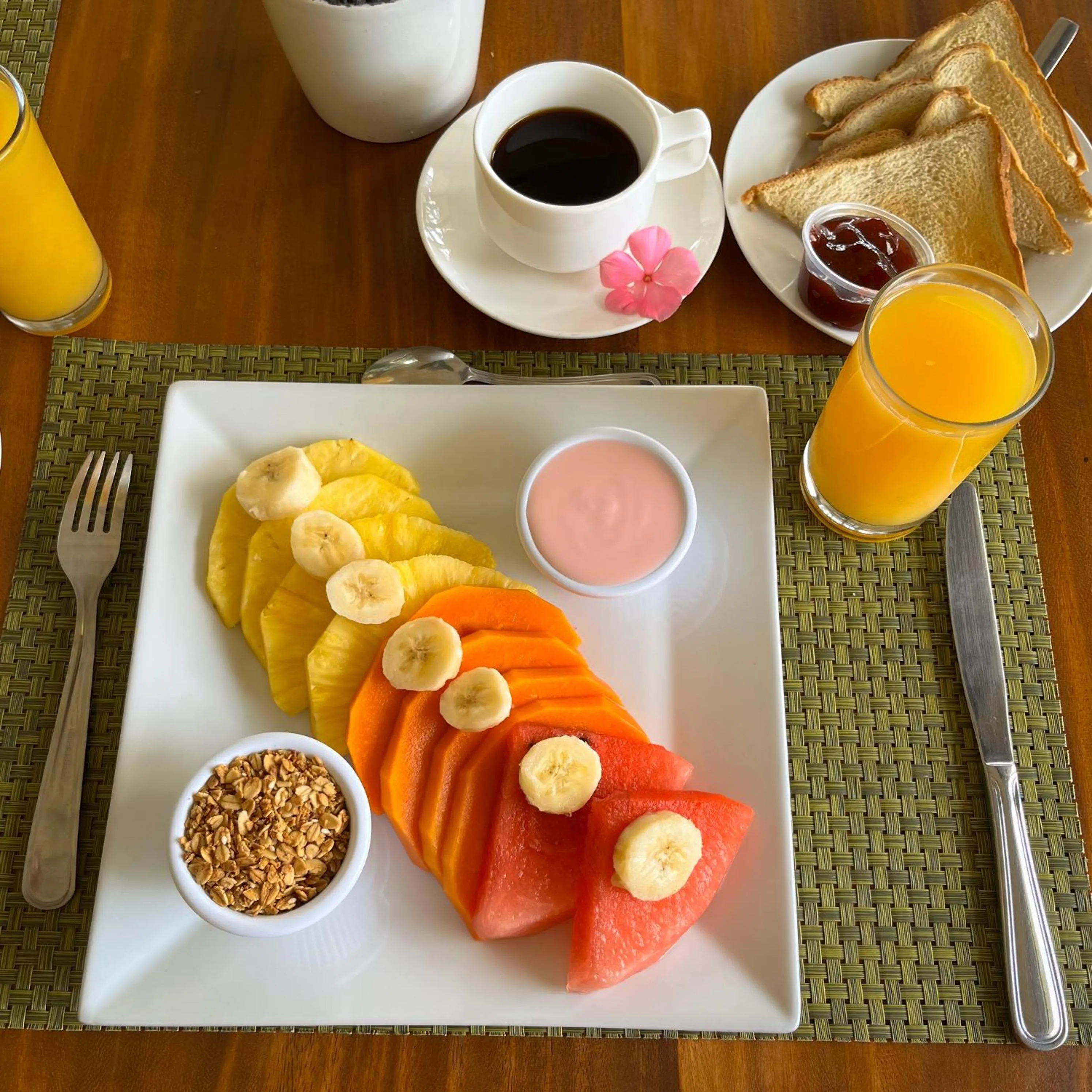 Restaurant/places to eat in Arenal Roca Lodge & Bungalows