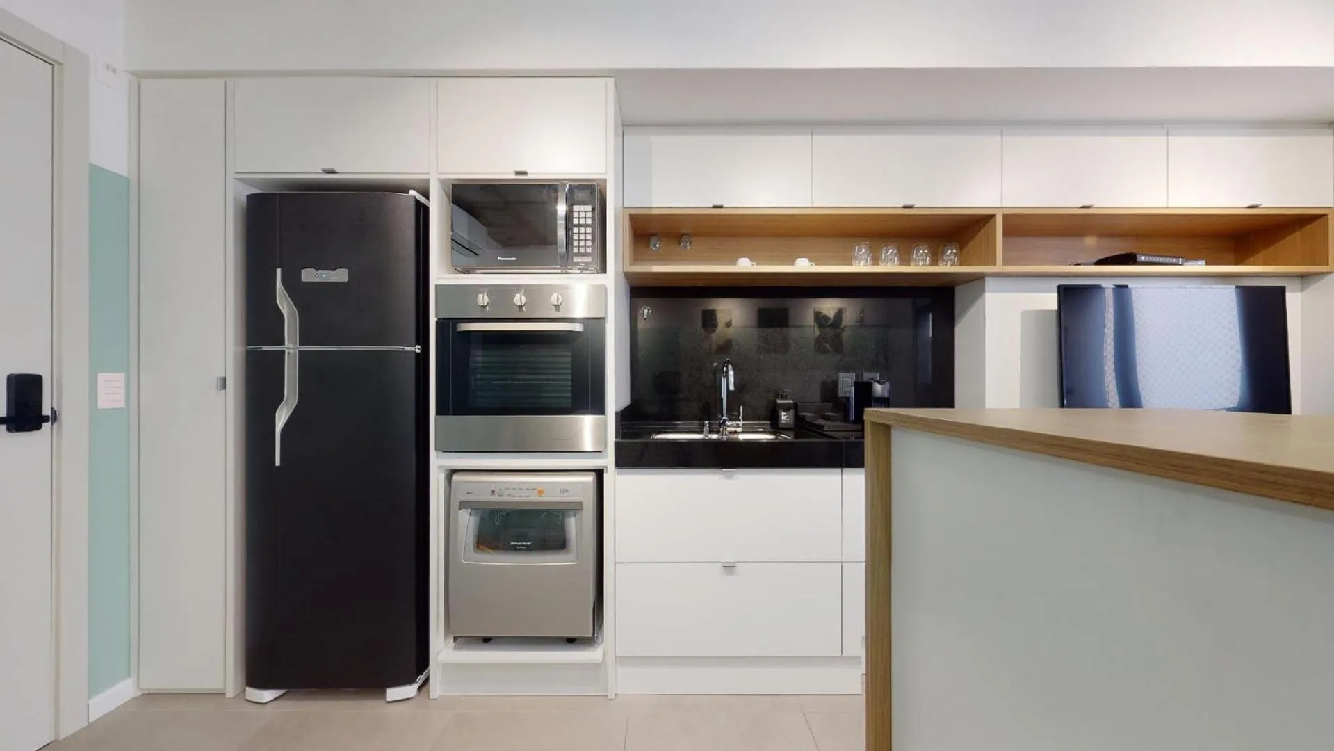 TV and multimedia in Charlie Porto Alegre Praça 4