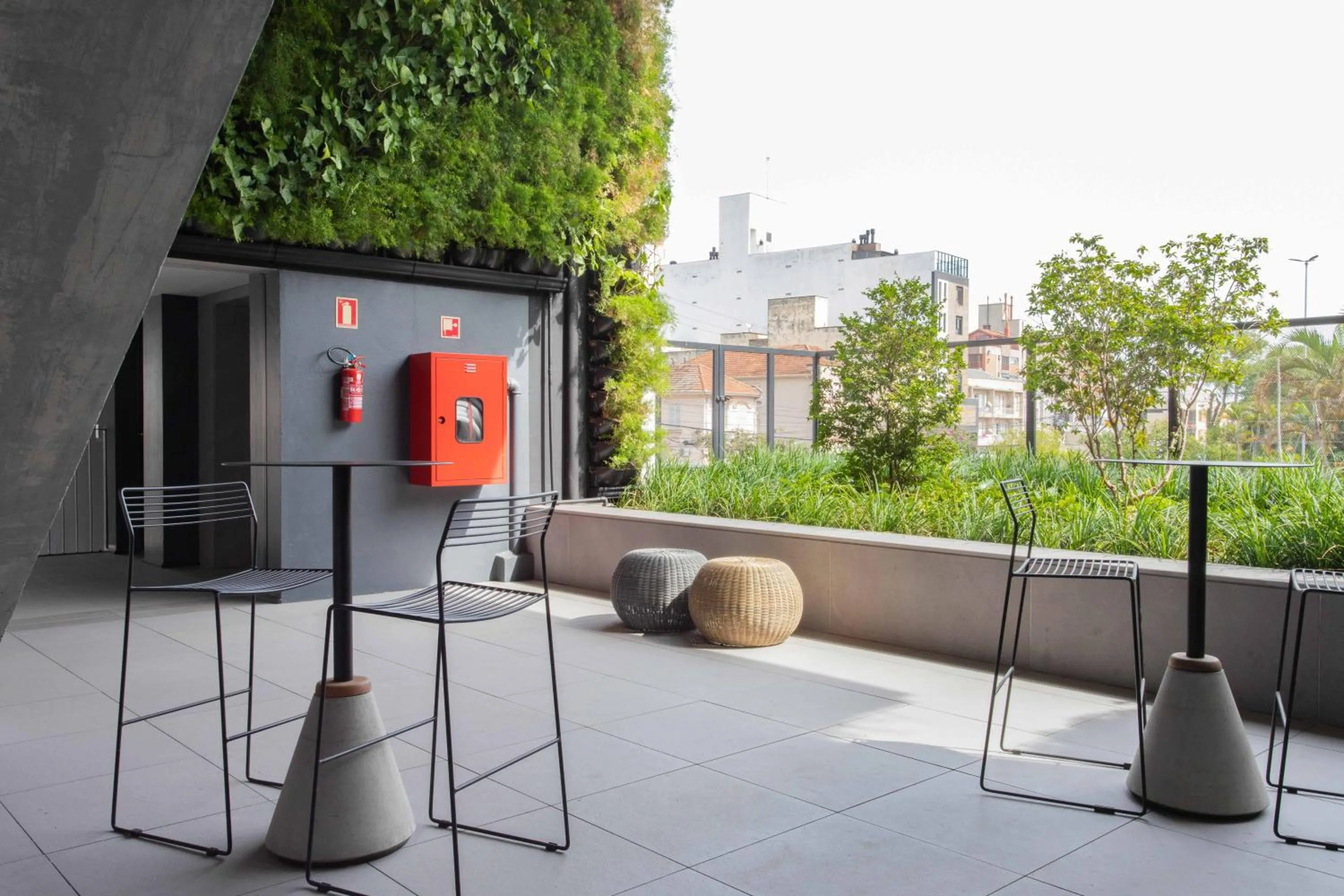 Day in Charlie Porto Alegre Praça 4