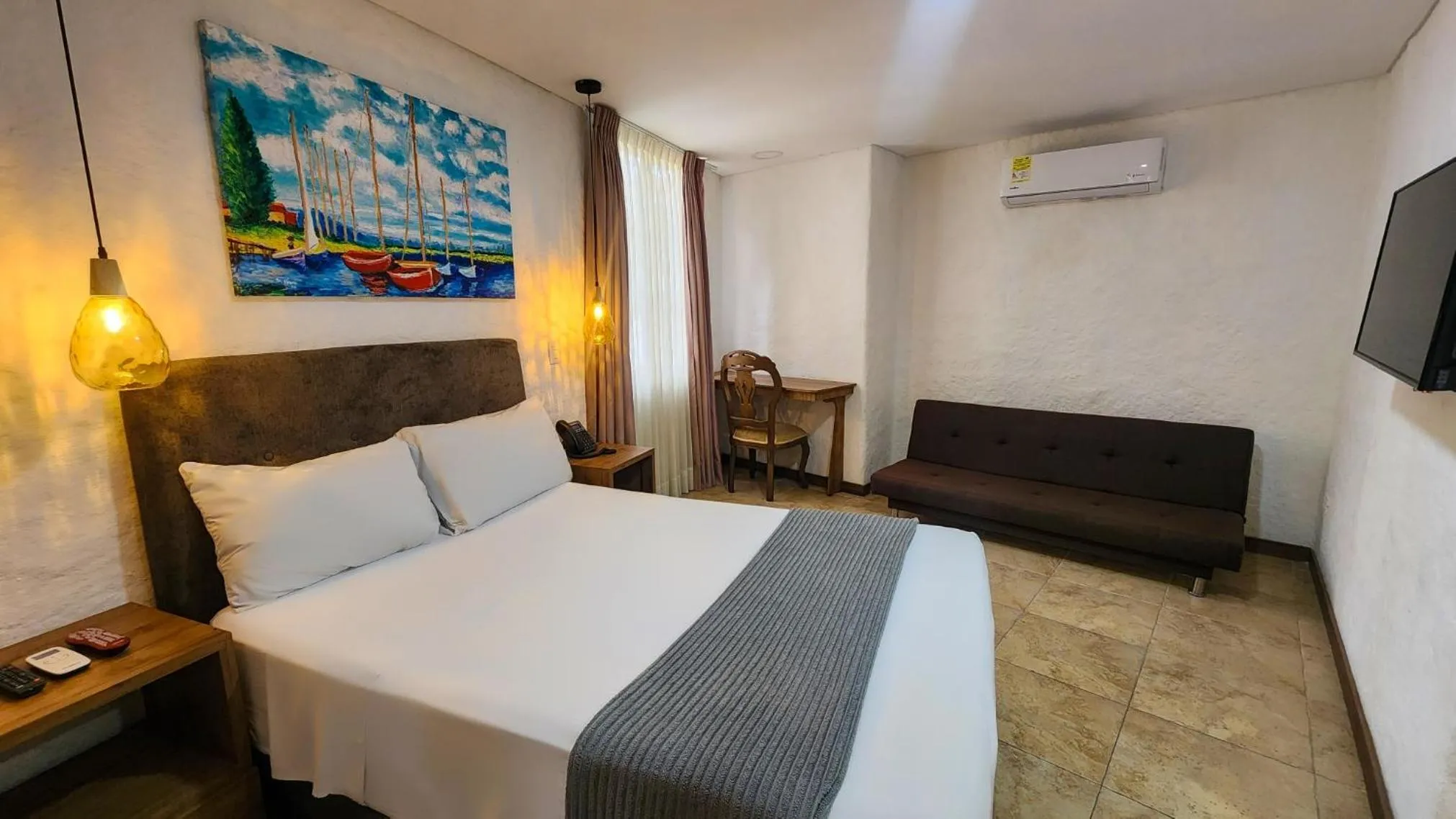 Bed in Casa del Hidalgo Hotel Cali Centenario