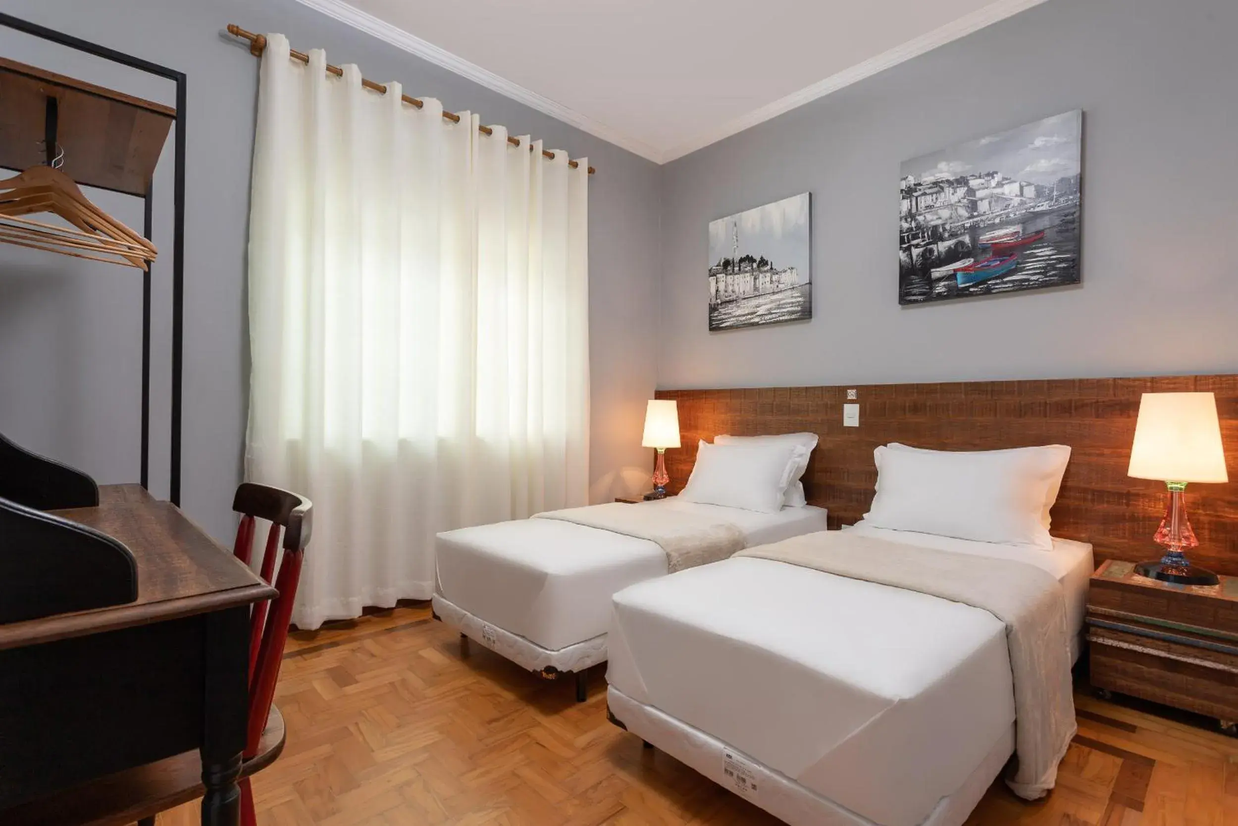 Twin Room with Private External Bathroom in Hotel Pousada Pacaembu Twin Room with Private External Bathroom in Hotel Pousada Pacaembu